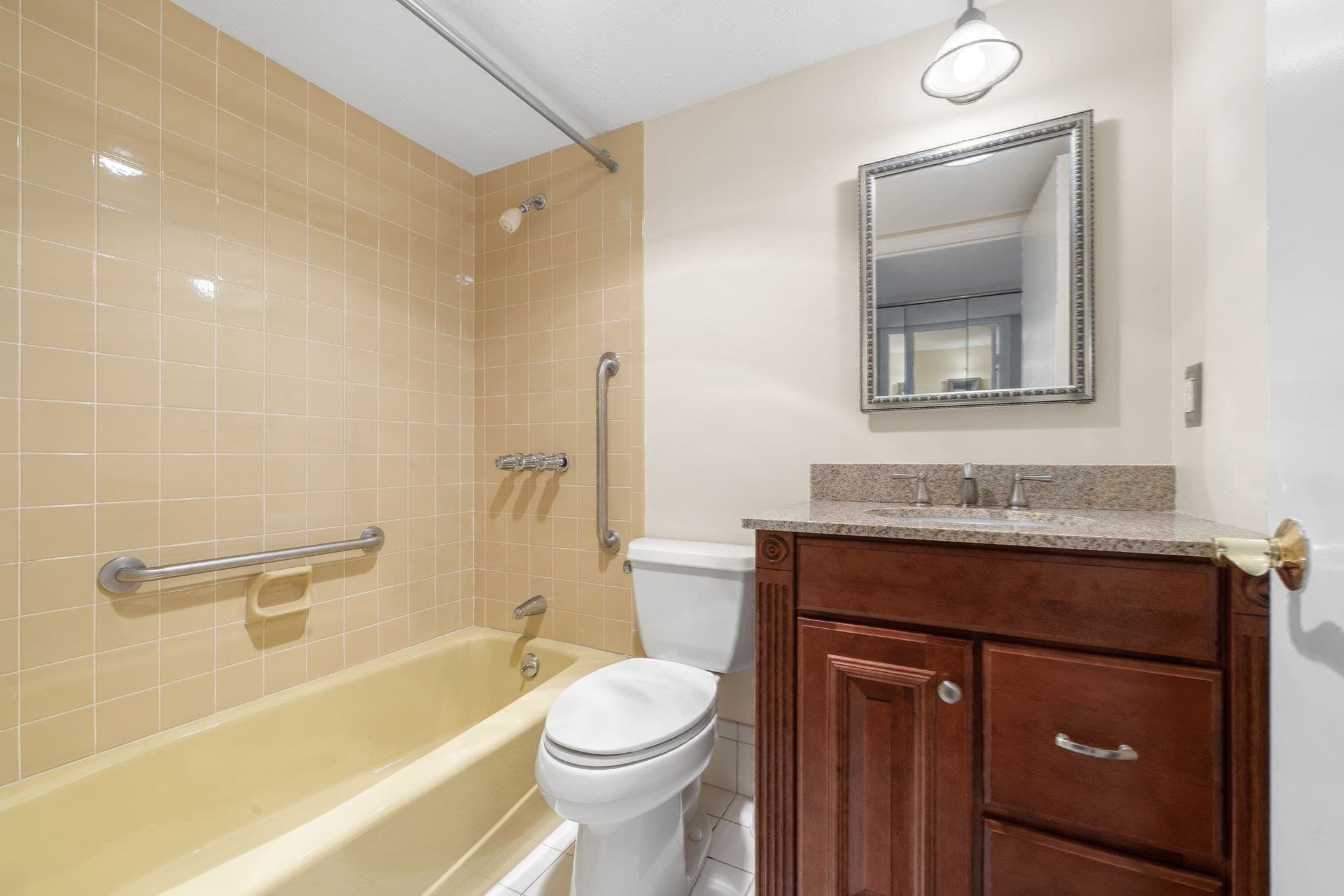 Condominium at 51 Melrose St # 5F, Melrose MA 02176, Melrose, photo 19 of 40