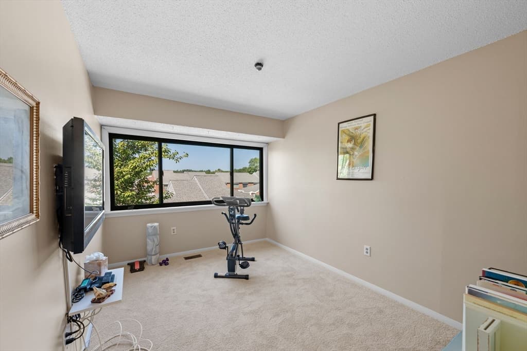 Condominium at 23 Oliva Ct # 23, Stoughton MA 02072, Stoughton, photo 22 of 42