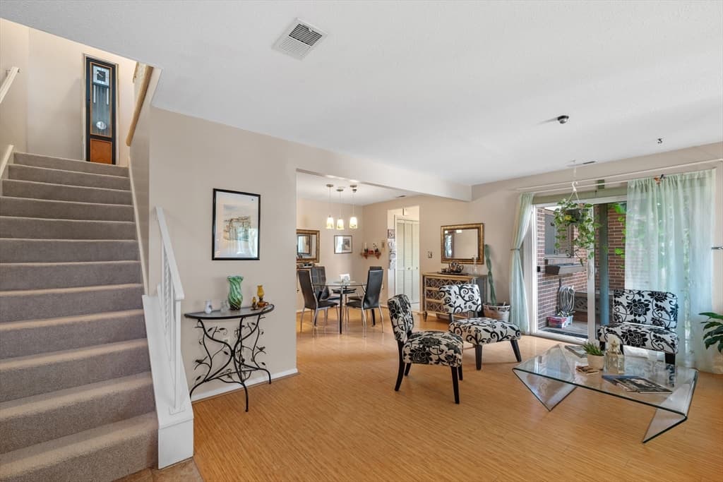 Condominium at 23 Oliva Ct # 23, Stoughton MA 02072, Stoughton, photo 11 of 42