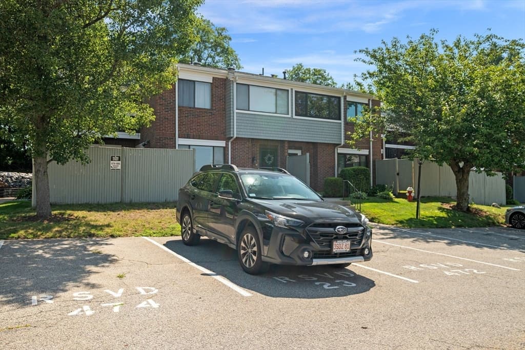 Condominium at 23 Oliva Ct # 23, Stoughton MA 02072, Stoughton, photo 39 of 42