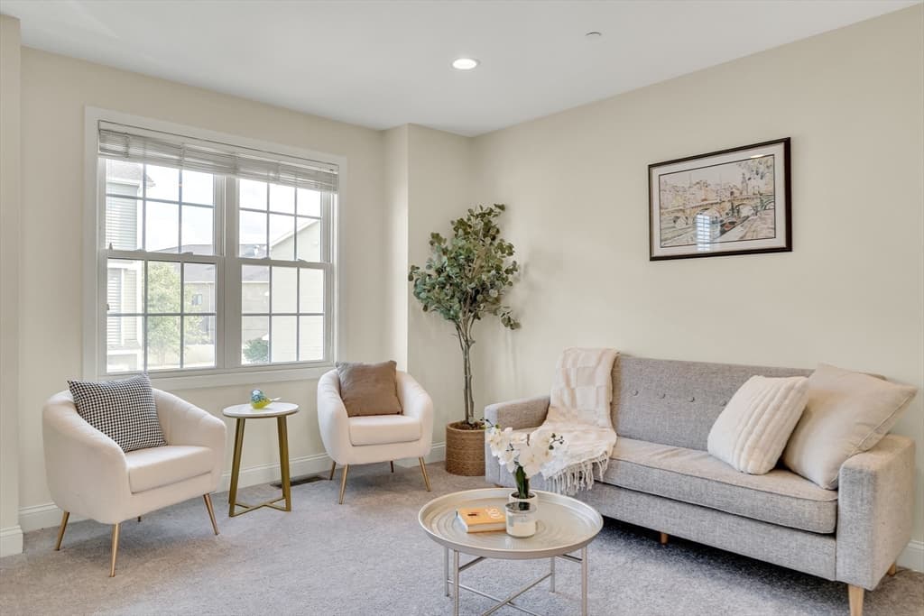 Condominium at 311 Littleton Rd # 31, Chelmsford MA 01824, Chelmsford, photo 6 of 29