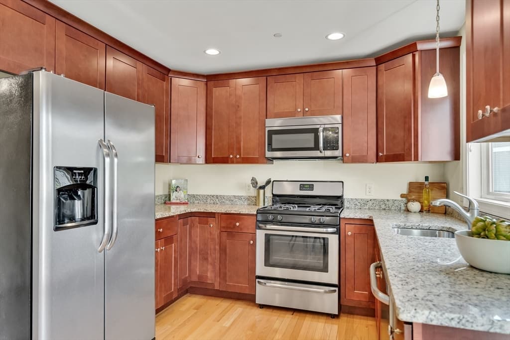 Condominium at 311 Littleton Rd # 31, Chelmsford MA 01824, Chelmsford, photo 9 of 29