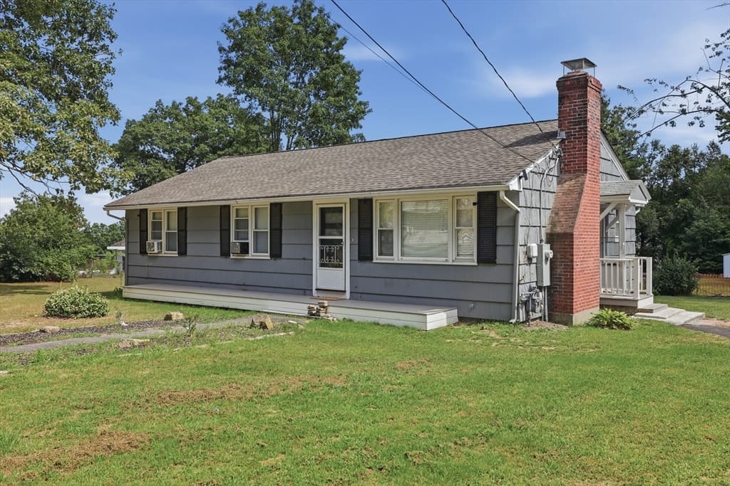 Single Family Residence at 1025 Westminster Hill Road, Fitchburg MA 01420, Fitchburg, photo 2 of 35