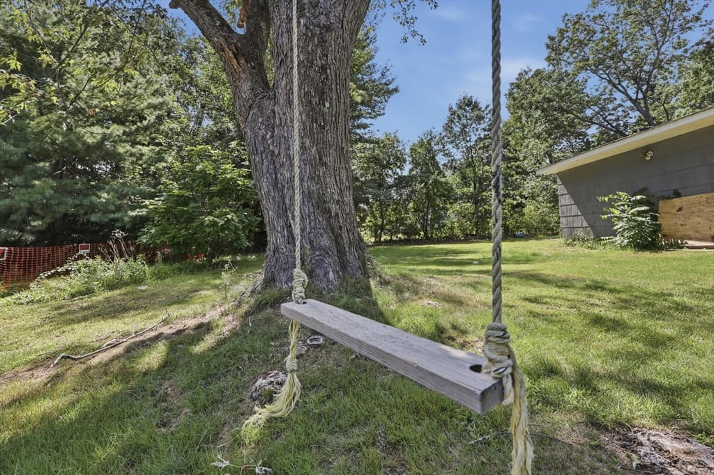 Single Family Residence at 1025 Westminster Hill Road, Fitchburg MA 01420, Fitchburg, photo 33 of 35