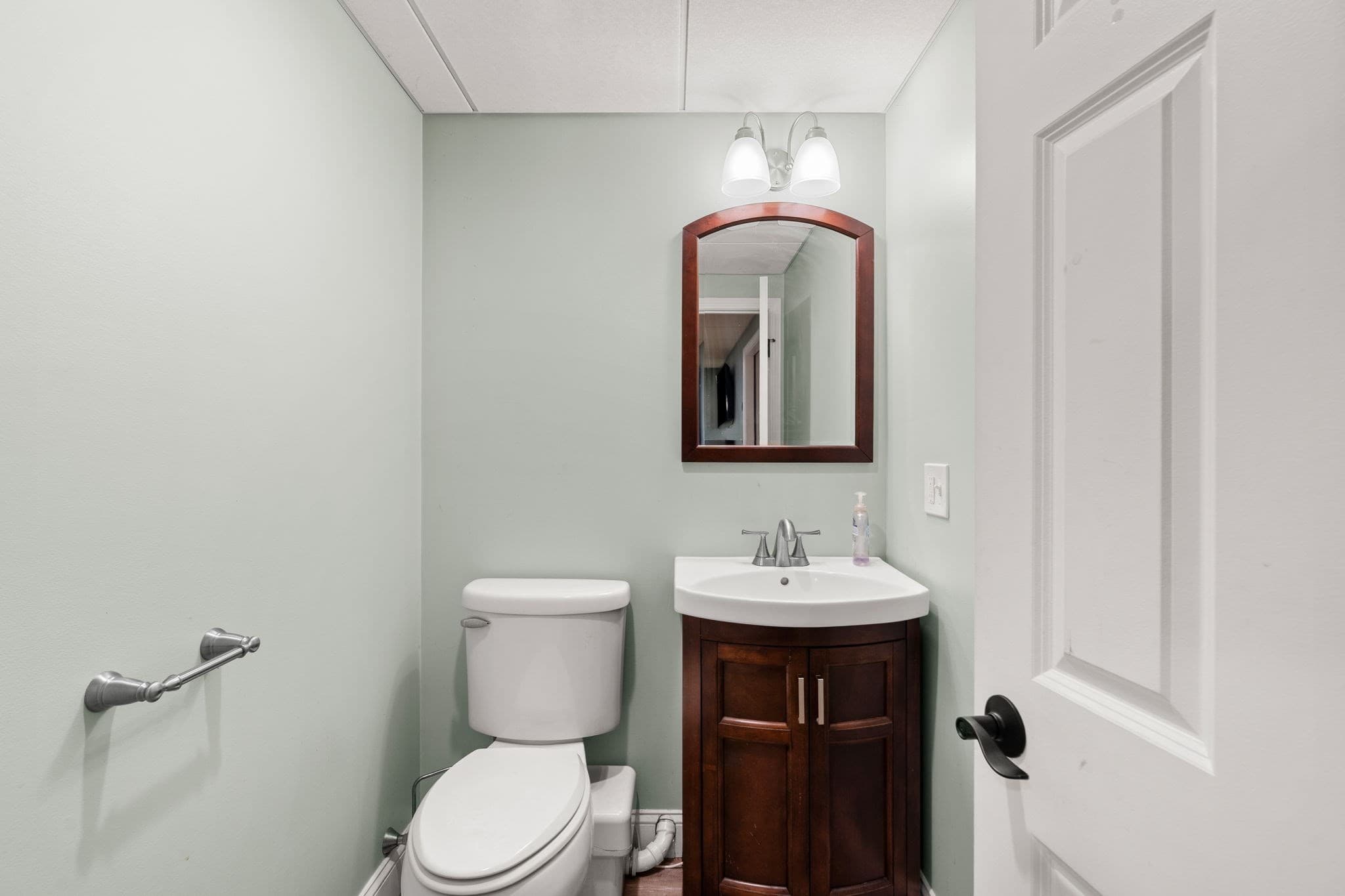Single Family Residence at 55 Crescent St, Bridgewater MA 02324, Bridgewater, photo 24 of 41