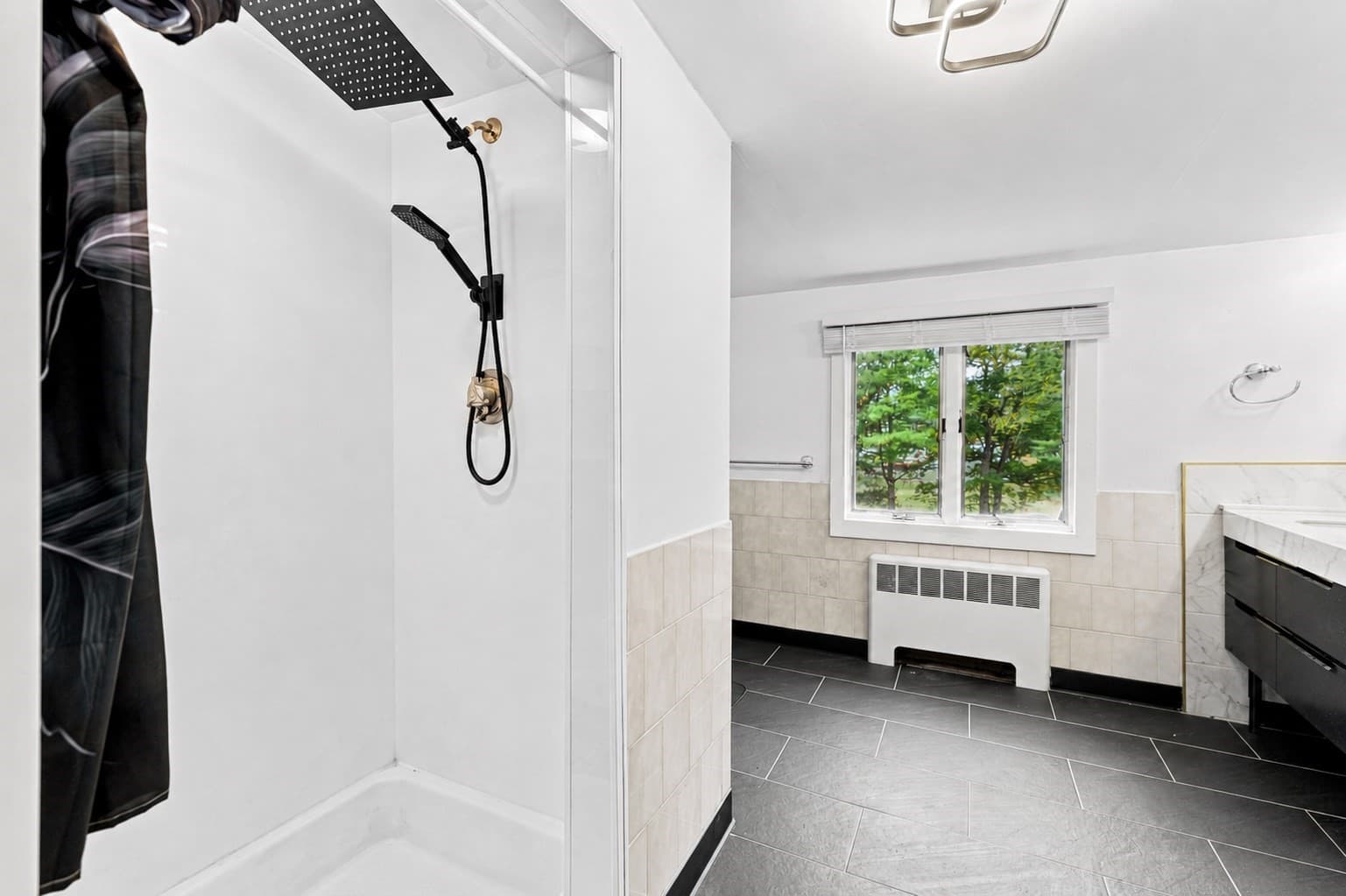 Single Family Residence at 26 Beulah St, Framingham MA 01701, Framingham, photo 11 of 34