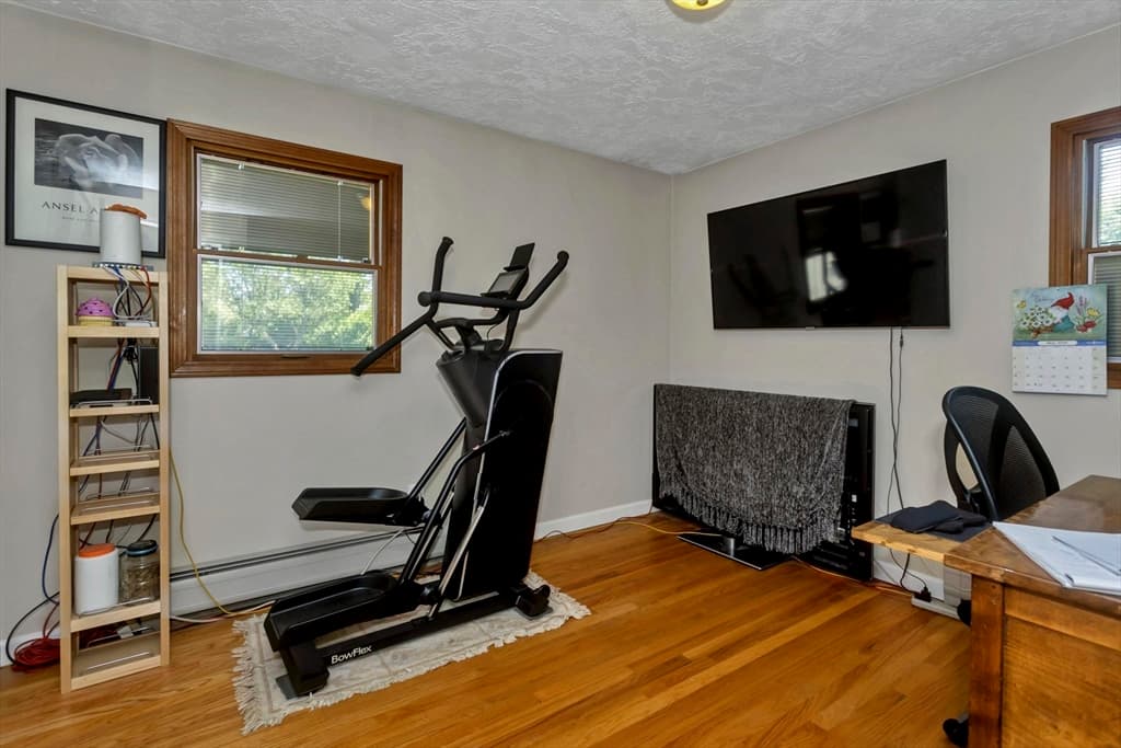 Single Family Residence at 23 Beyer Dr, Easthampton MA 01027, Easthampton, photo 13 of 25
