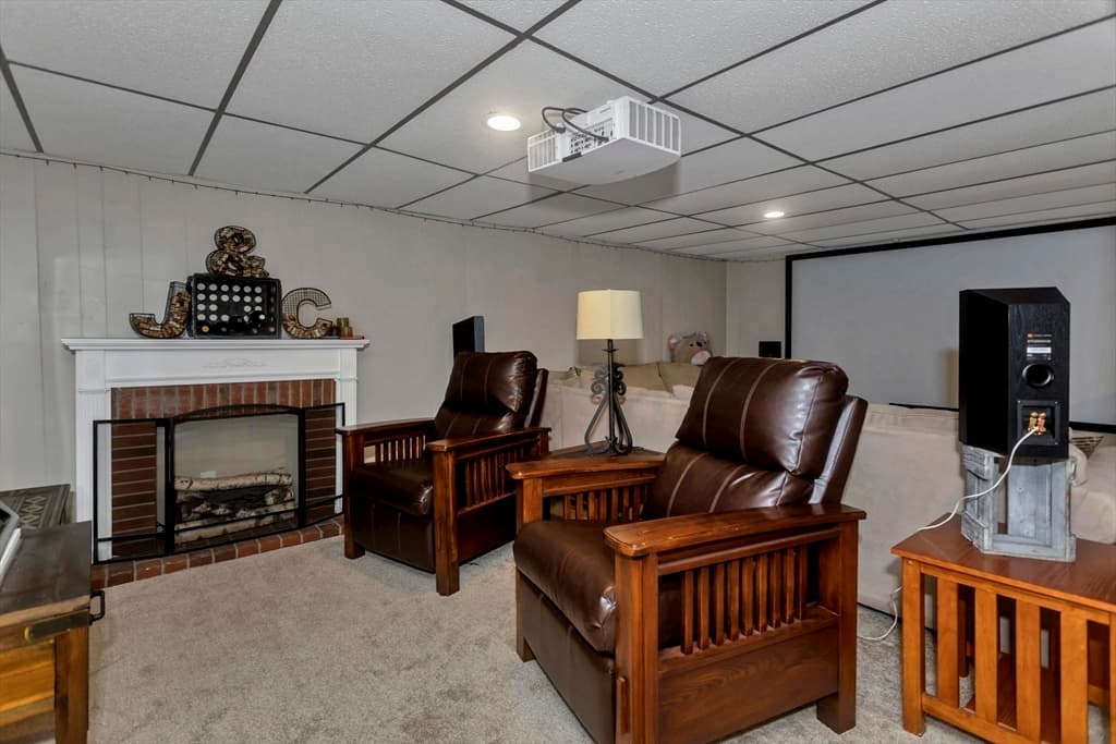 Single Family Residence at 23 Beyer Dr, Easthampton MA 01027, Easthampton, photo 15 of 25