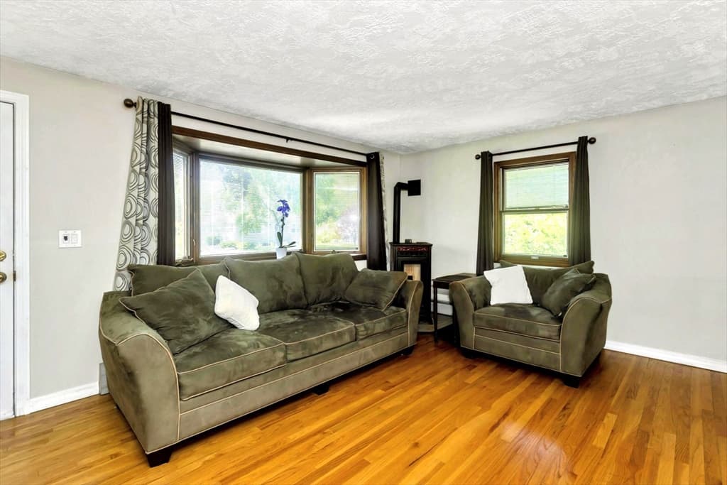 Single Family Residence at 23 Beyer Dr, Easthampton MA 01027, Easthampton, photo 8 of 25
