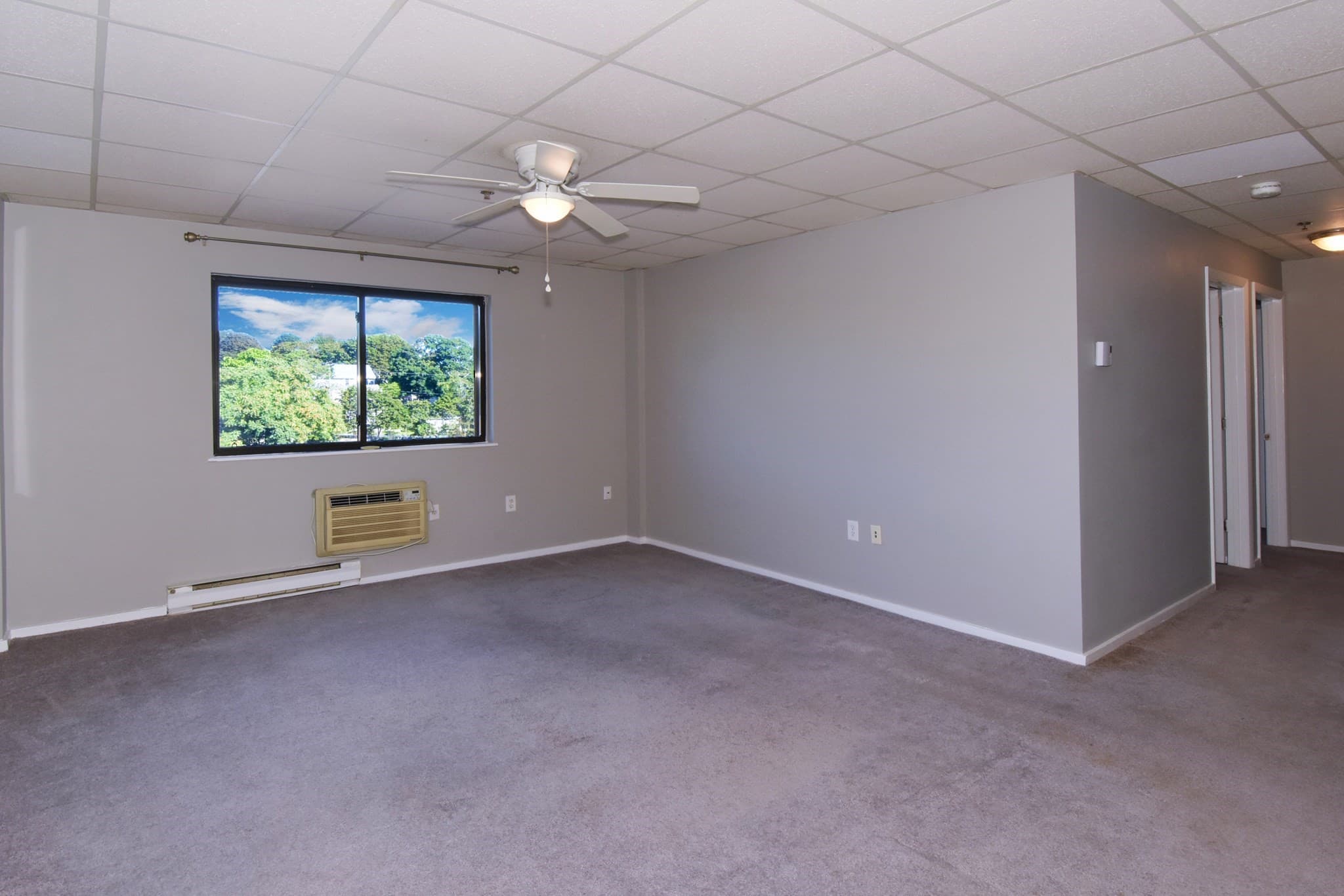 Condominium at 64 Foster St # 301, Peabody MA 01960, Peabody, photo 4 of 19