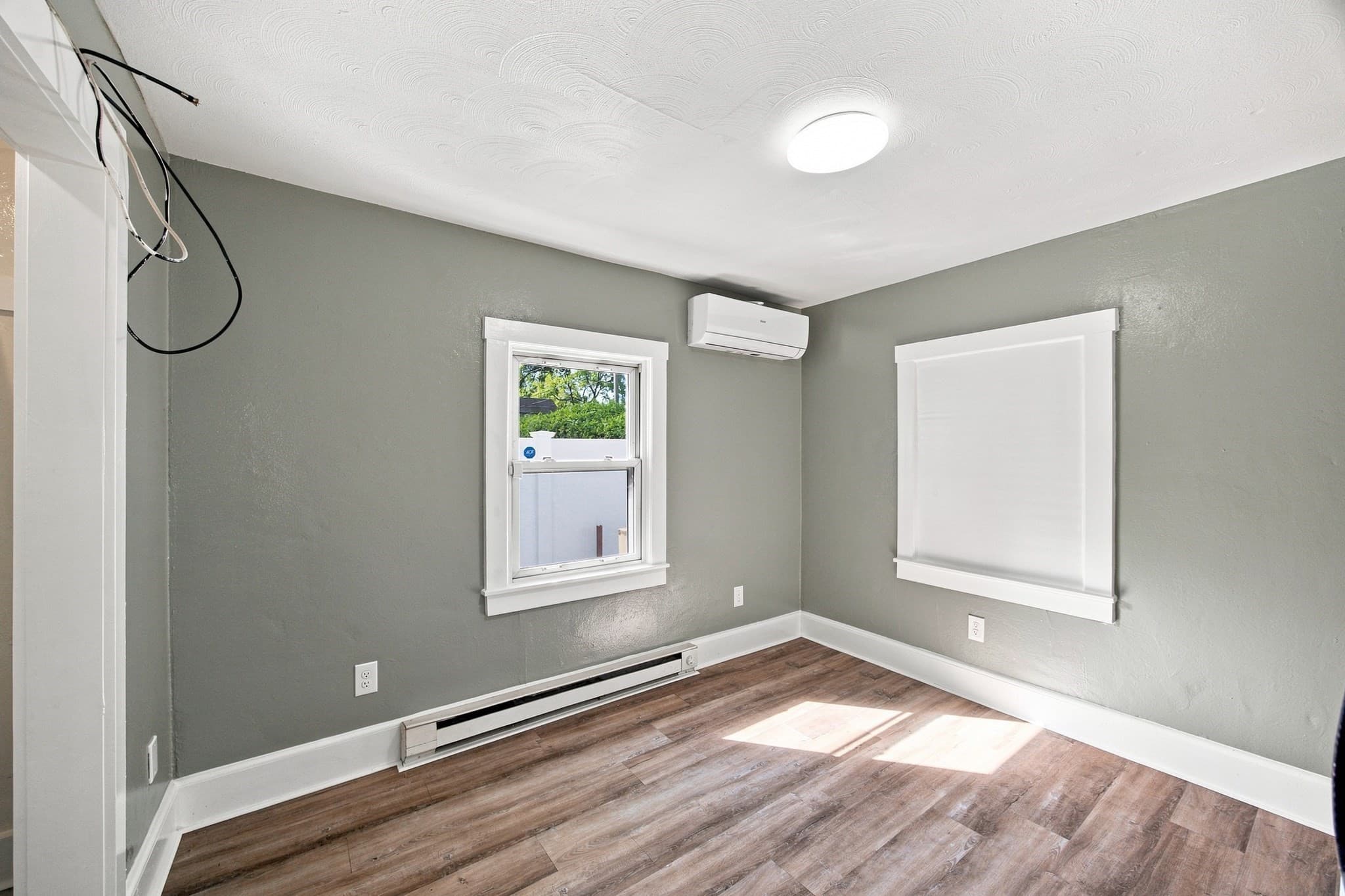 Single Family Residence at 15 Alice St, Springfield MA 01109, Springfield, photo 13 of 26