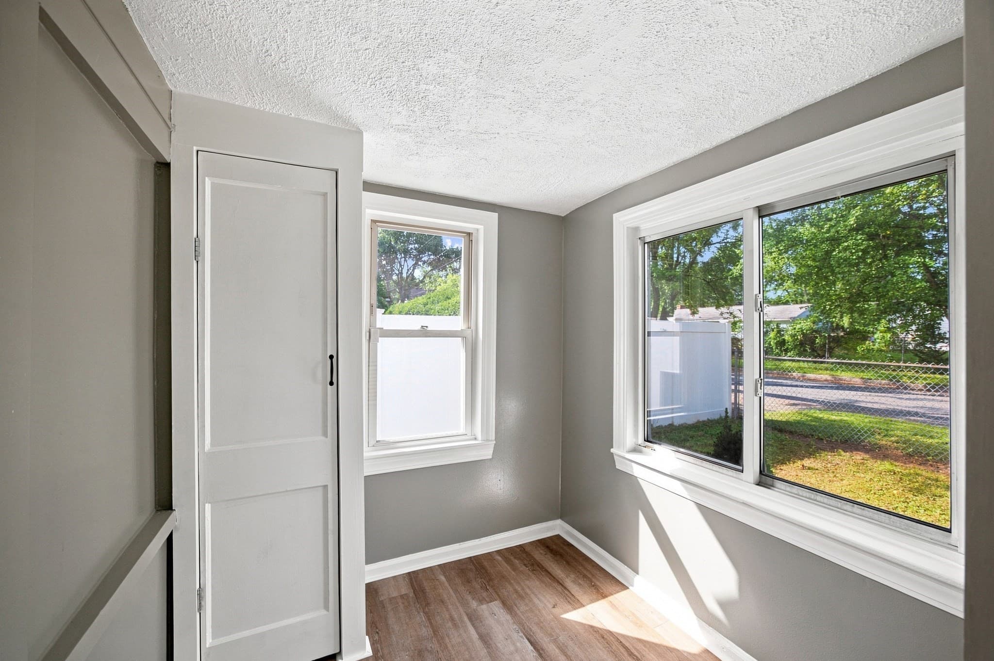 Single Family Residence at 15 Alice St, Springfield MA 01109, Springfield, photo 12 of 26
