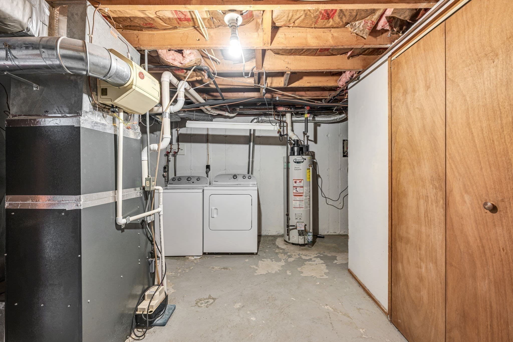 Condominium at 16 Corey Colonial # 16, Agawam MA 01001, Agawam, photo 26 of 37
