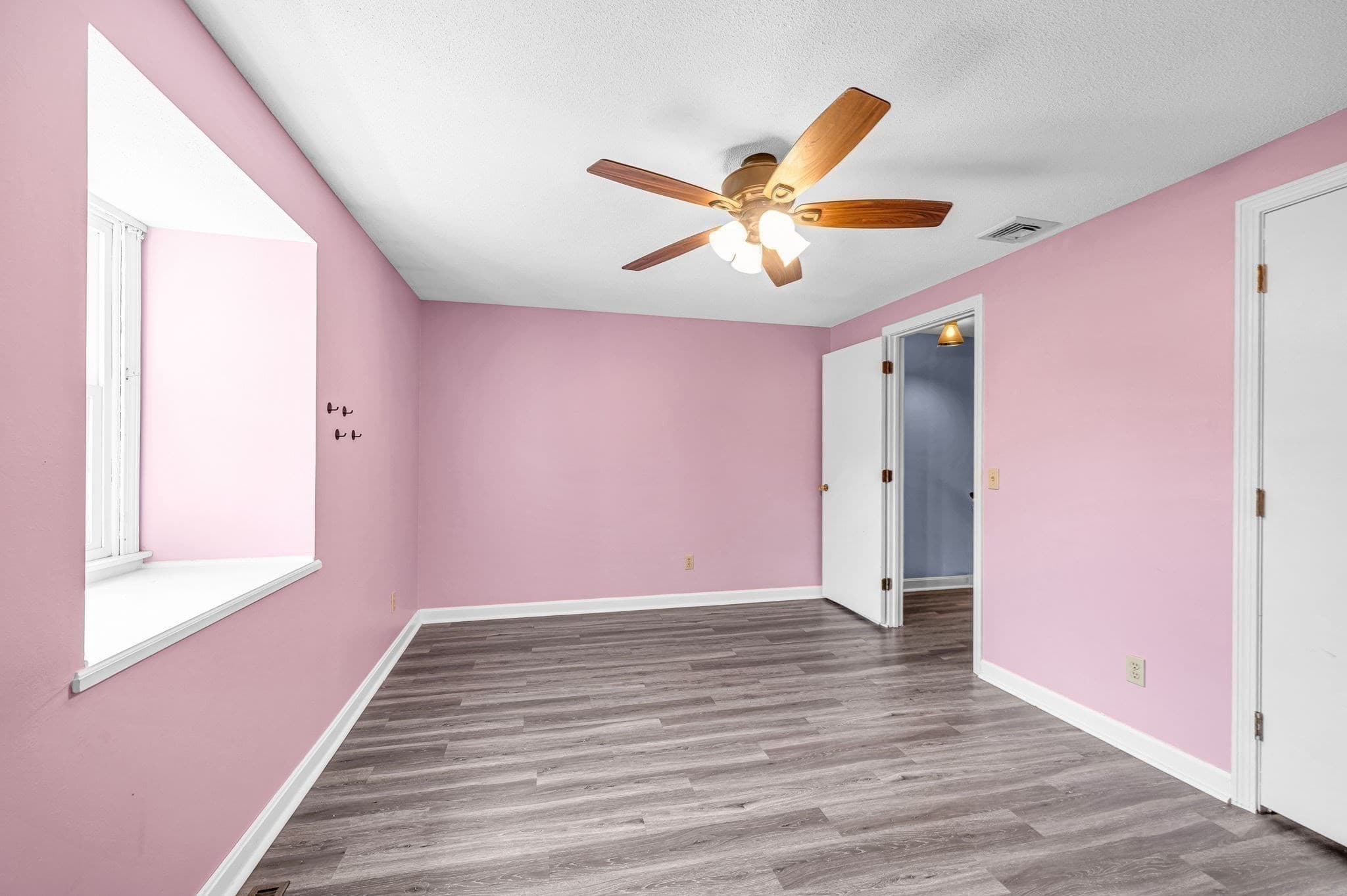 Condominium at 16 Corey Colonial # 16, Agawam MA 01001, Agawam, photo 15 of 37
