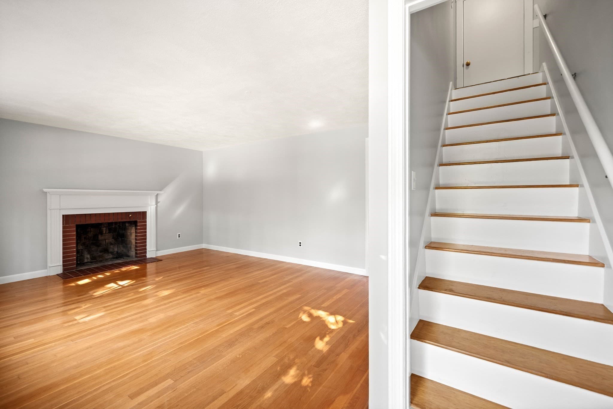 Single Family Residence at 31 Homestead Circle, Hamilton MA 01982, Hamilton, photo 13 of 39