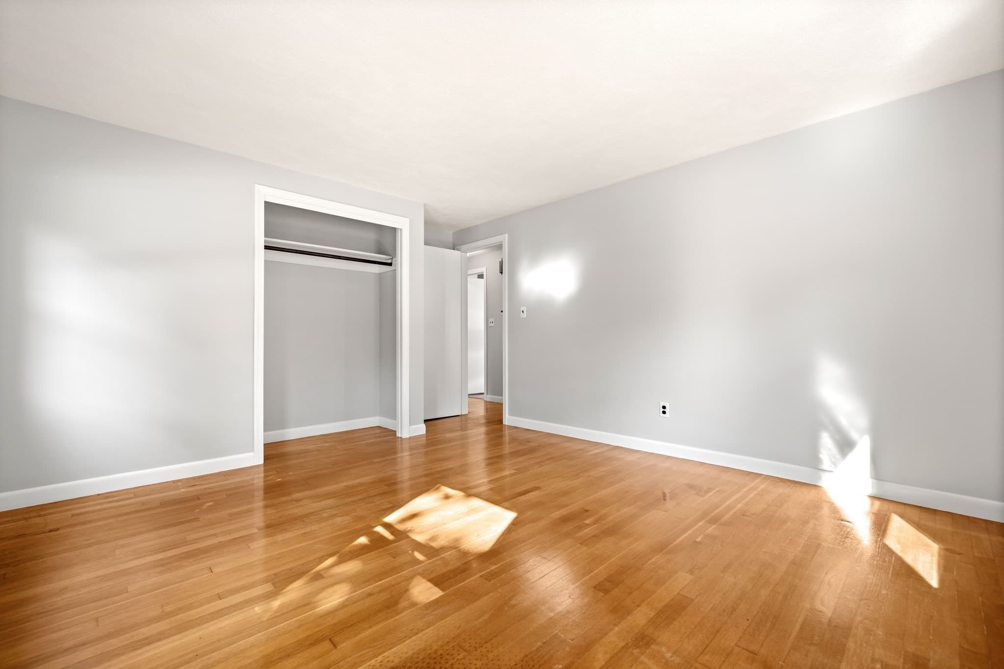 Single Family Residence at 31 Homestead Circle, Hamilton MA 01982, Hamilton, photo 16 of 39