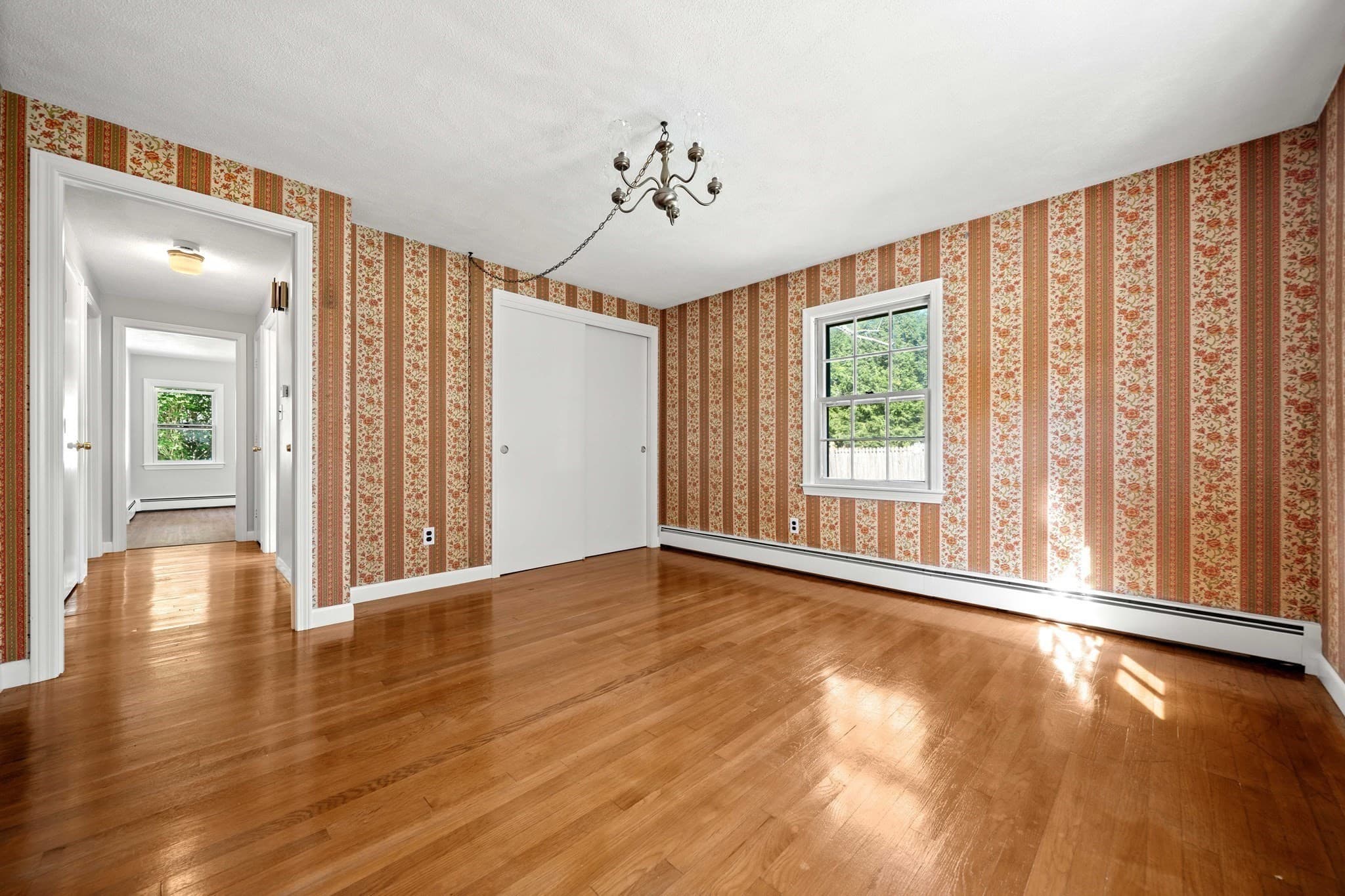 Single Family Residence at 31 Homestead Circle, Hamilton MA 01982, Hamilton, photo 14 of 39