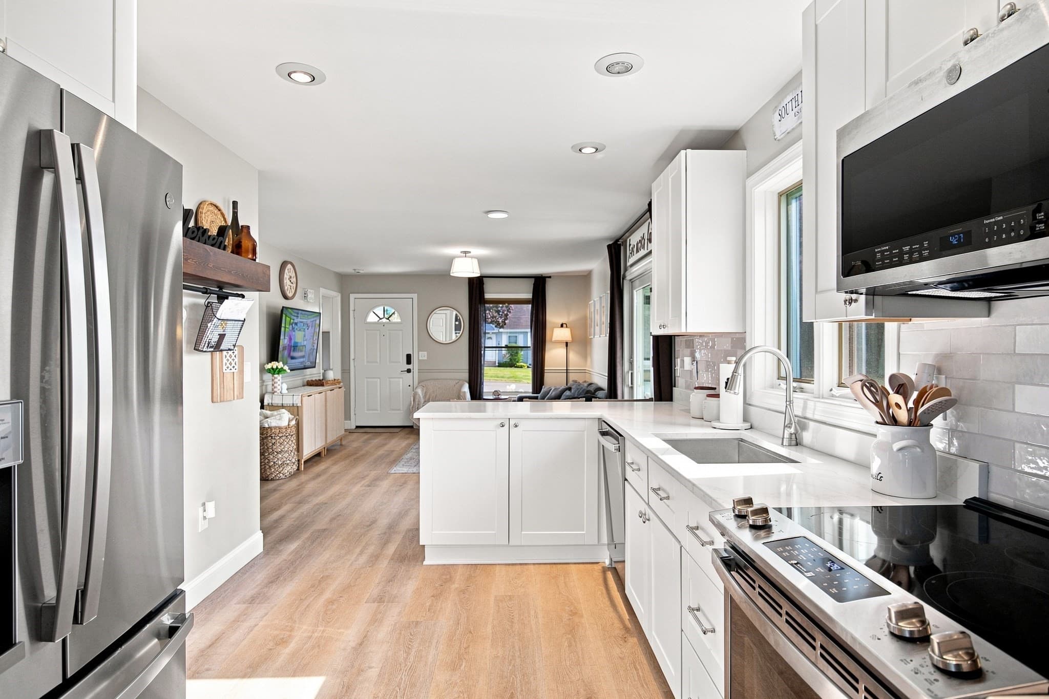 Condominium at 1 Alvord Pl # 1, South Hadley MA 01075, photo 11 of 37