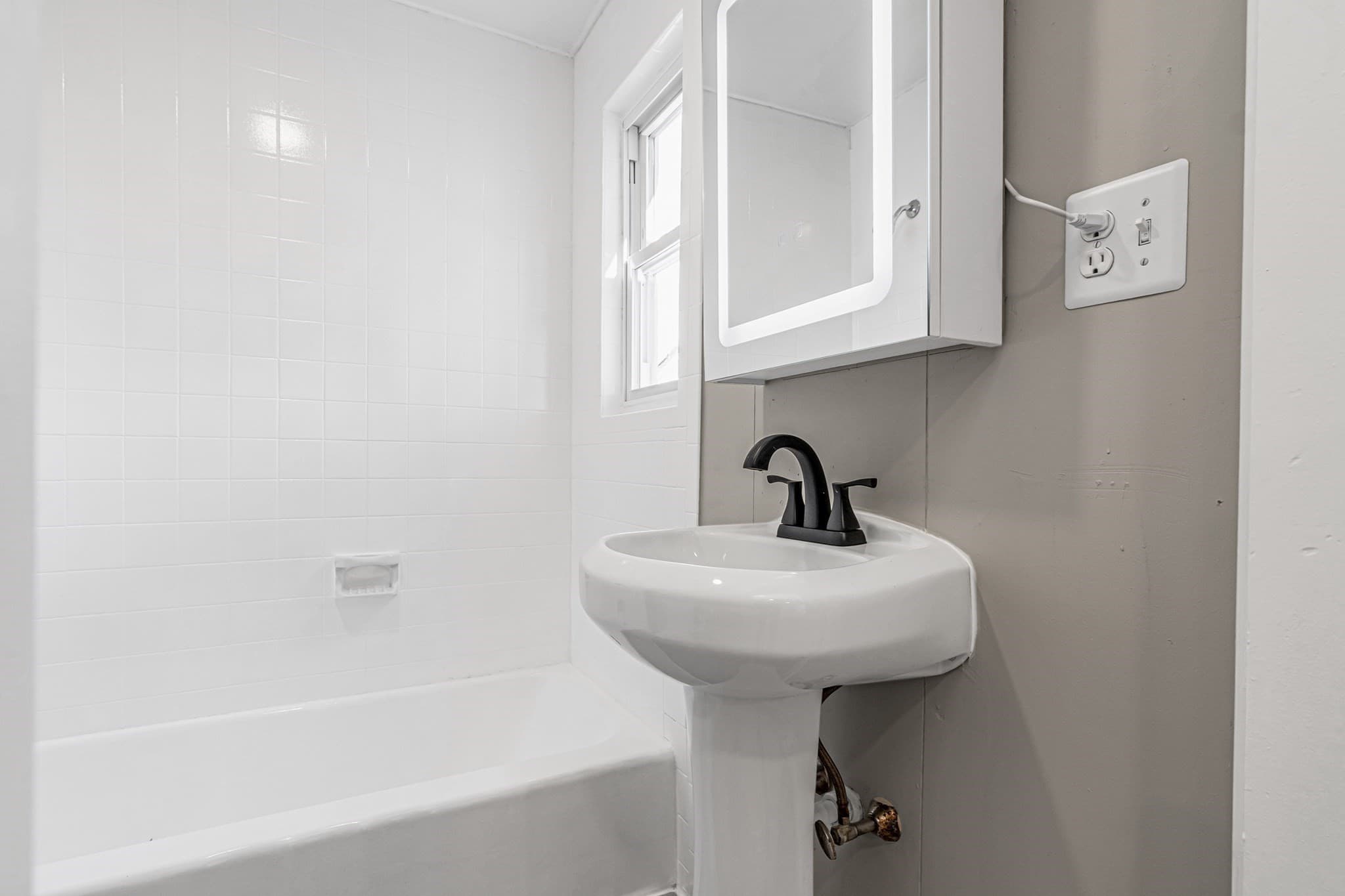 Single Family Residence at 117 Exchange, Lawrence MA 01841, Lawrence, photo 29 of 41