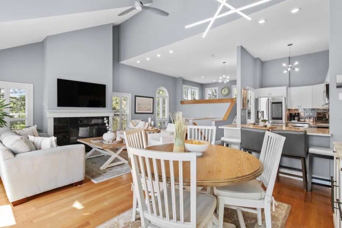 Condominium at 1 Cutter Ln # 1, Quincy MA 02171, Quincy, photo 3 of 42