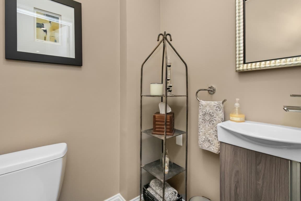 Condominium at 1 Cutter Ln # 1, Quincy MA 02171, Quincy, photo 30 of 42
