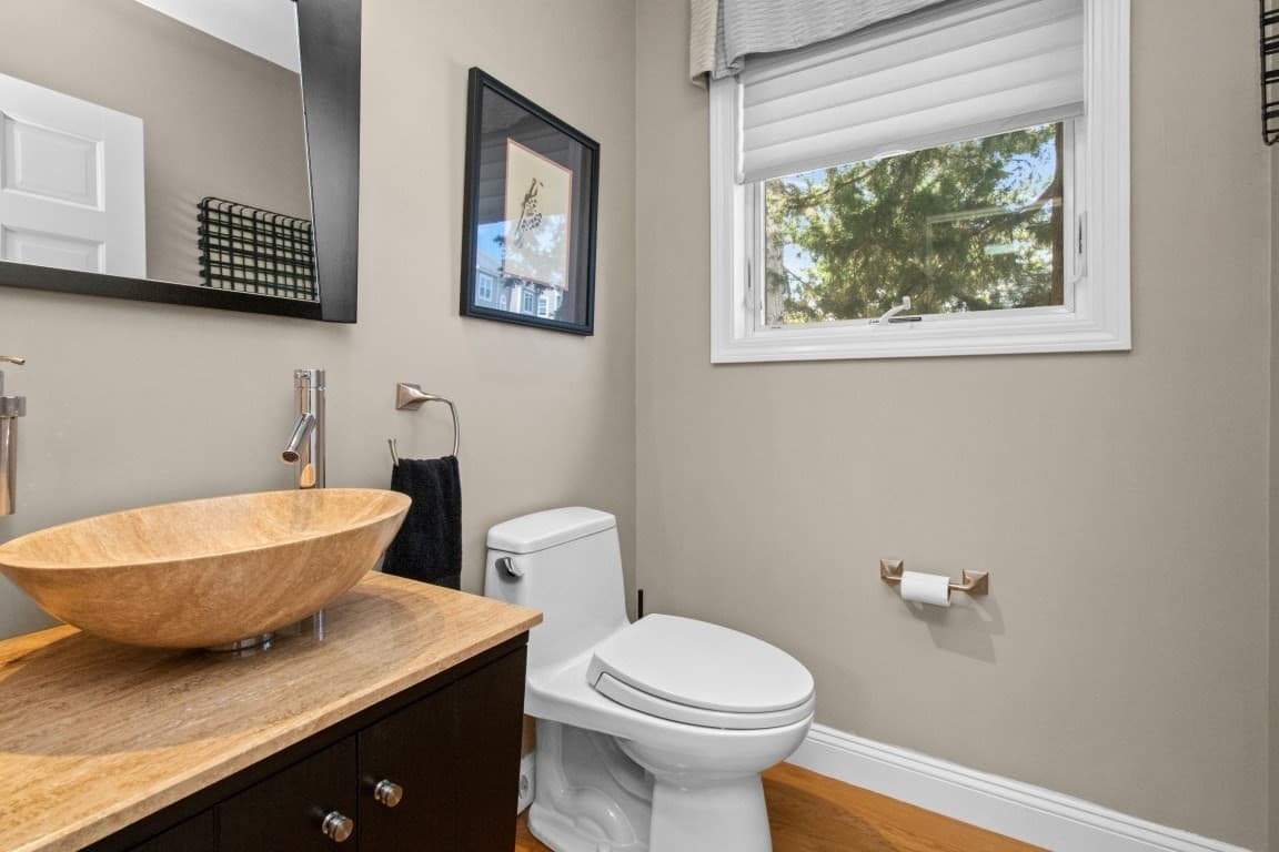 Condominium at 1 Cutter Ln # 1, Quincy MA 02171, Quincy, photo 29 of 42