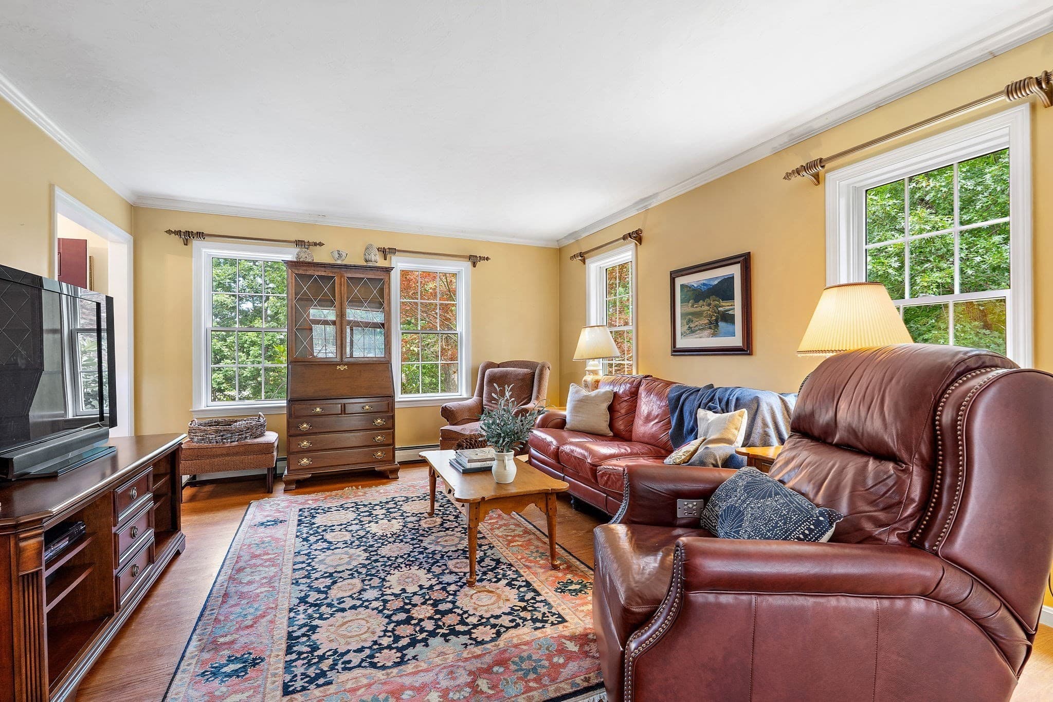 Single Family Residence at 17 Hillside Drive, Townsend MA 01469, Townsend, photo 7 of 42