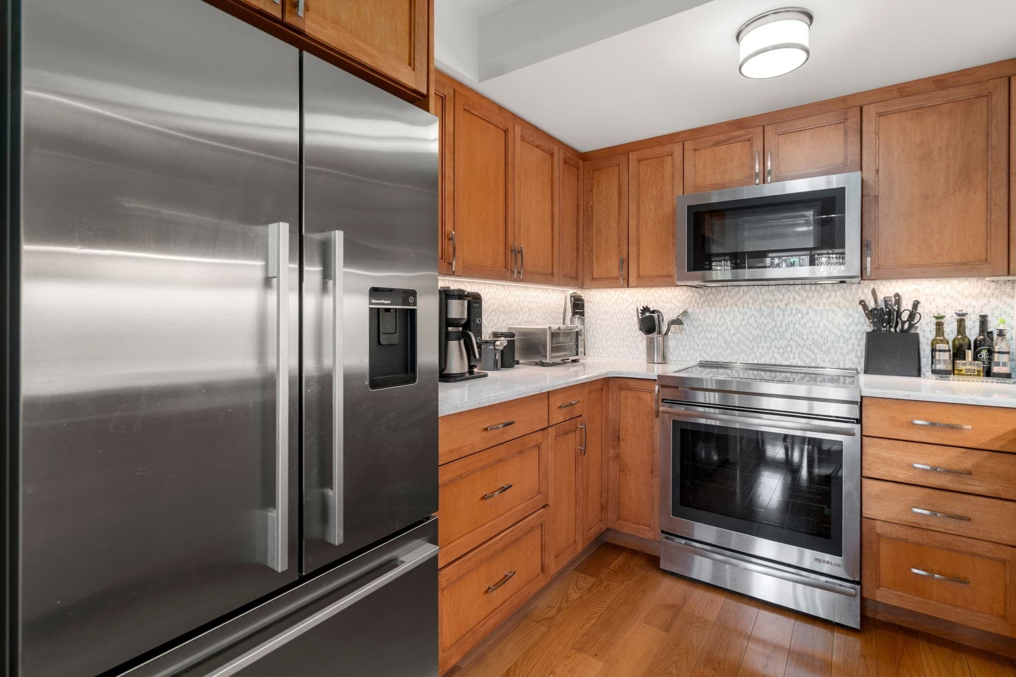 Condominium at 1731 Beacon Street # 402, Brookline MA 02445, Brookline, photo 7 of 24