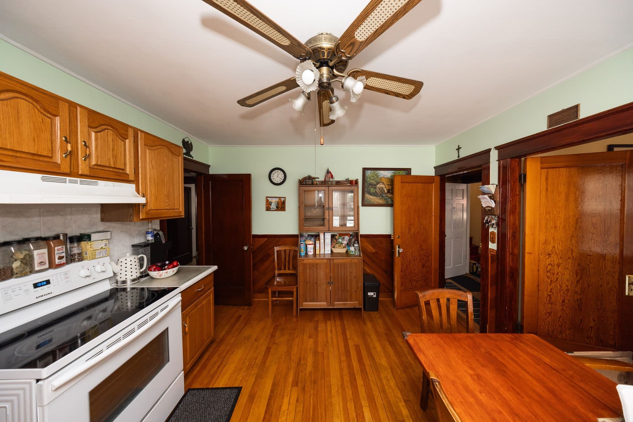 3 Family at 87 Fairfax Rd, Worcester MA 01610, Worcester, photo 22 of 33