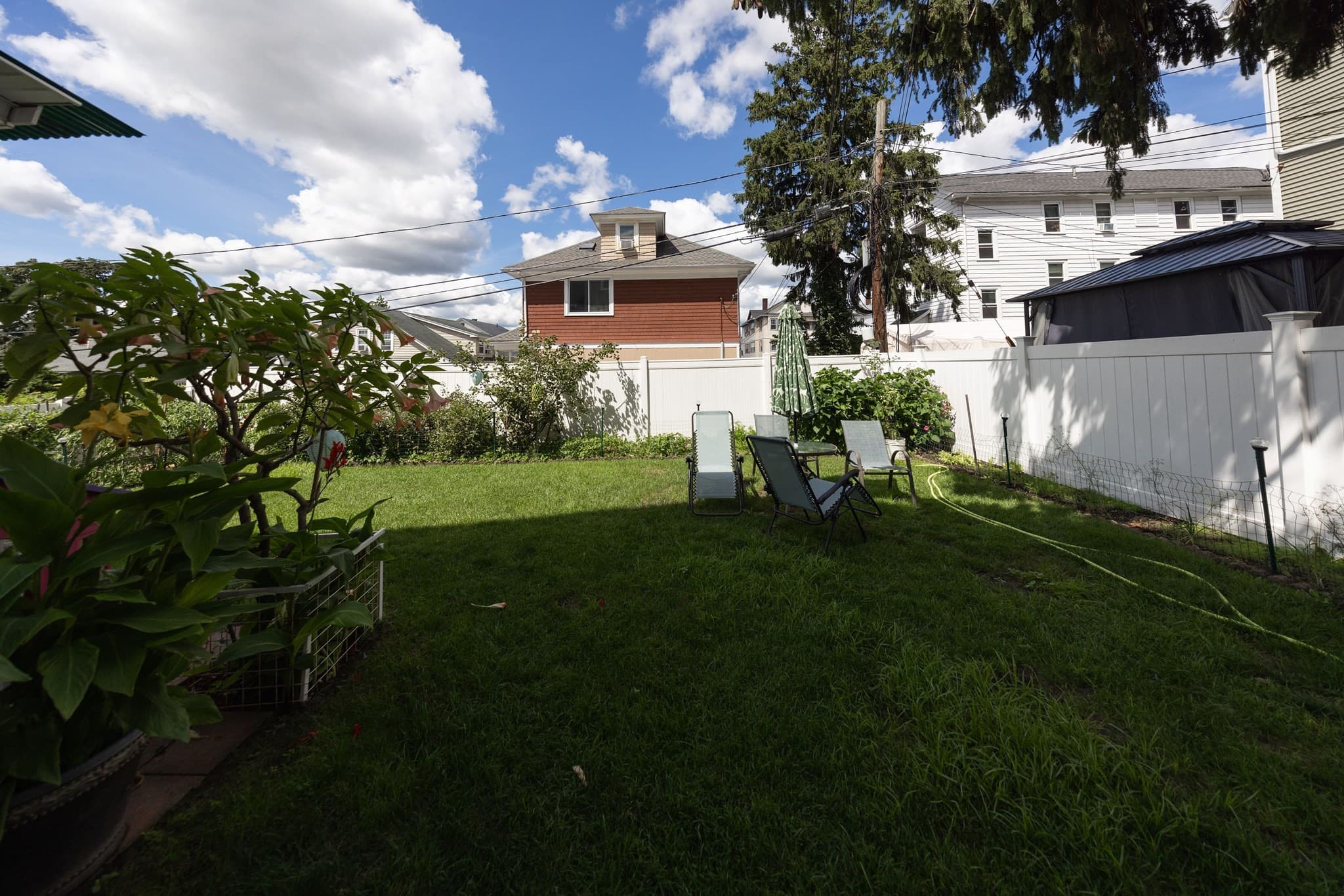 3 Family at 87 Fairfax Rd, Worcester MA 01610, Worcester, photo 5 of 33