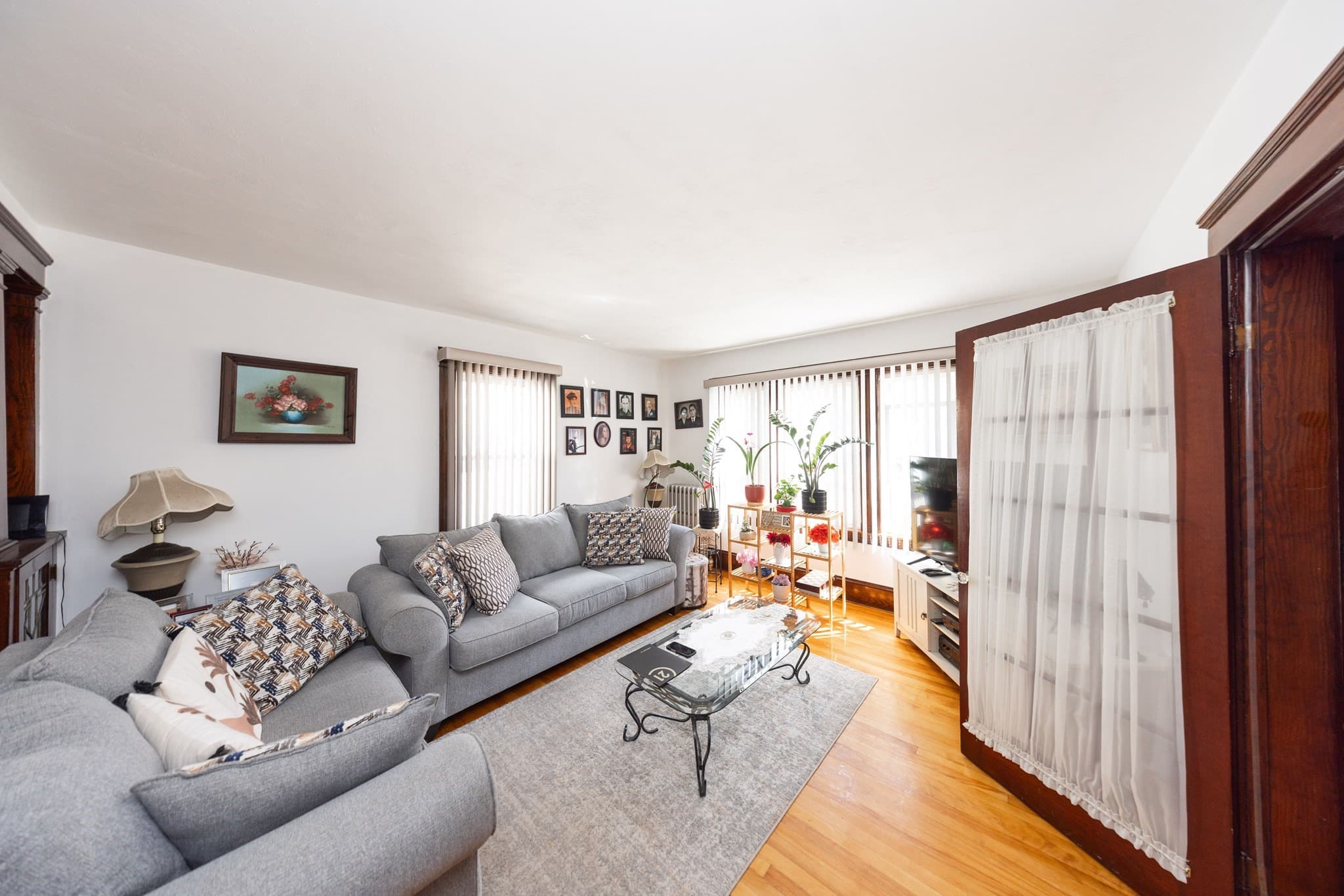 3 Family at 87 Fairfax Rd, Worcester MA 01610, Worcester, photo 10 of 33