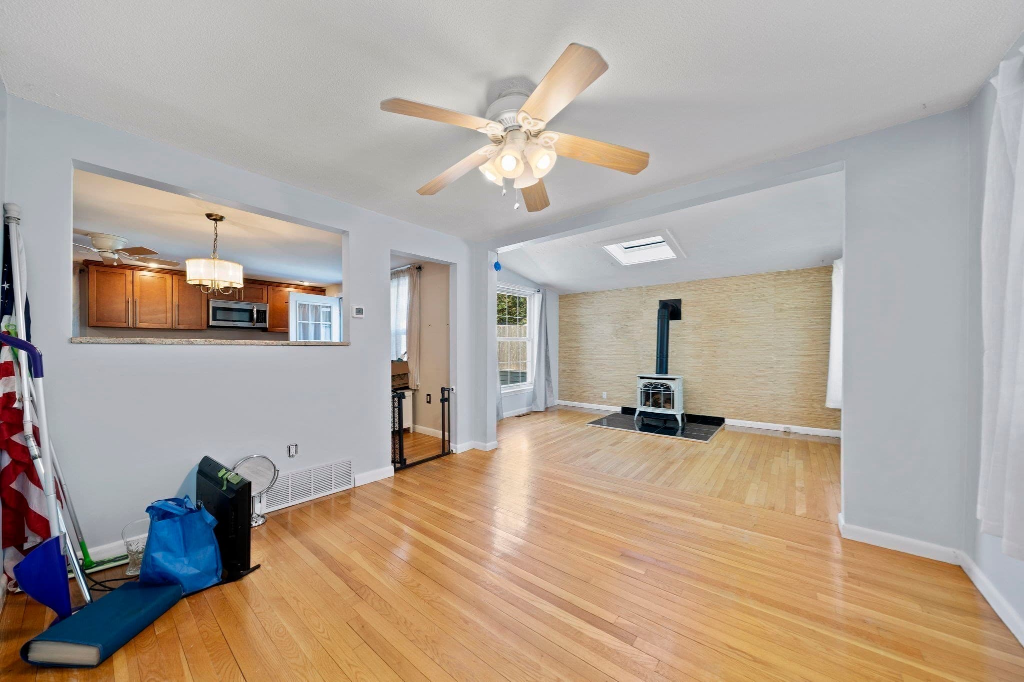 Multi Family at 124 S River St, Marshfield MA 02050, photo 13 of 23