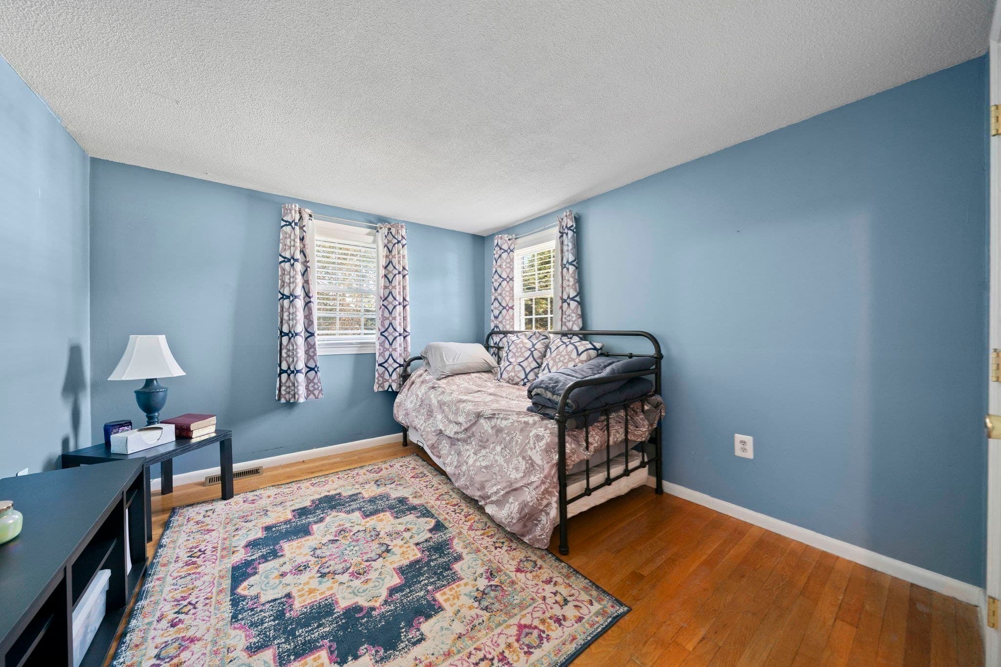 Multi Family at 124 S River St, Marshfield MA 02050, photo 12 of 23