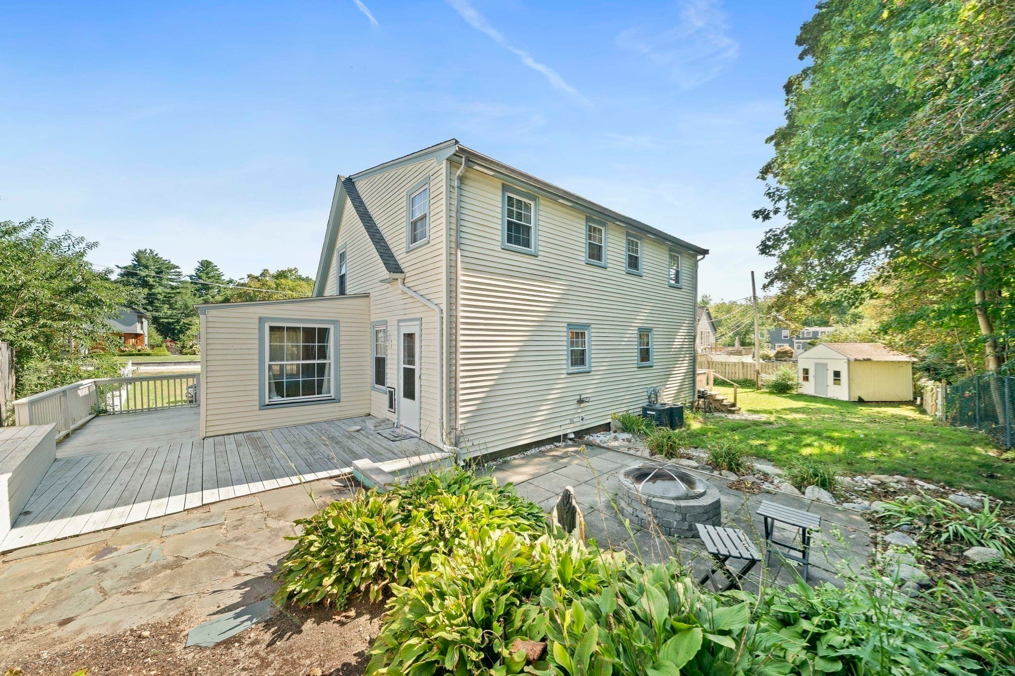 Multi Family at 124 S River St, Marshfield MA 02050, photo 4 of 23