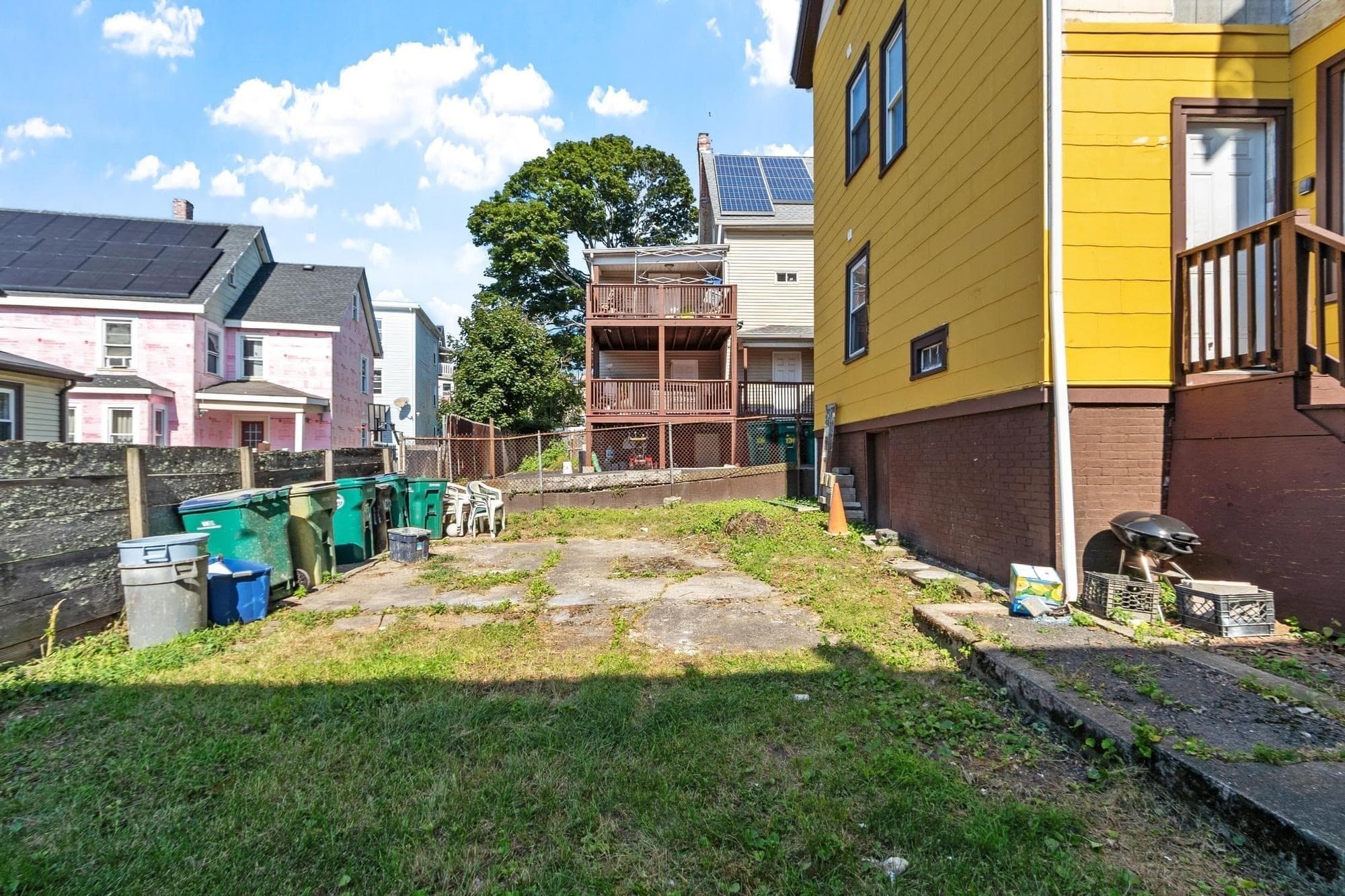 3 Family at 107 Hollingsworth St, Lynn MA 01902, Lynn, photo 6 of 34