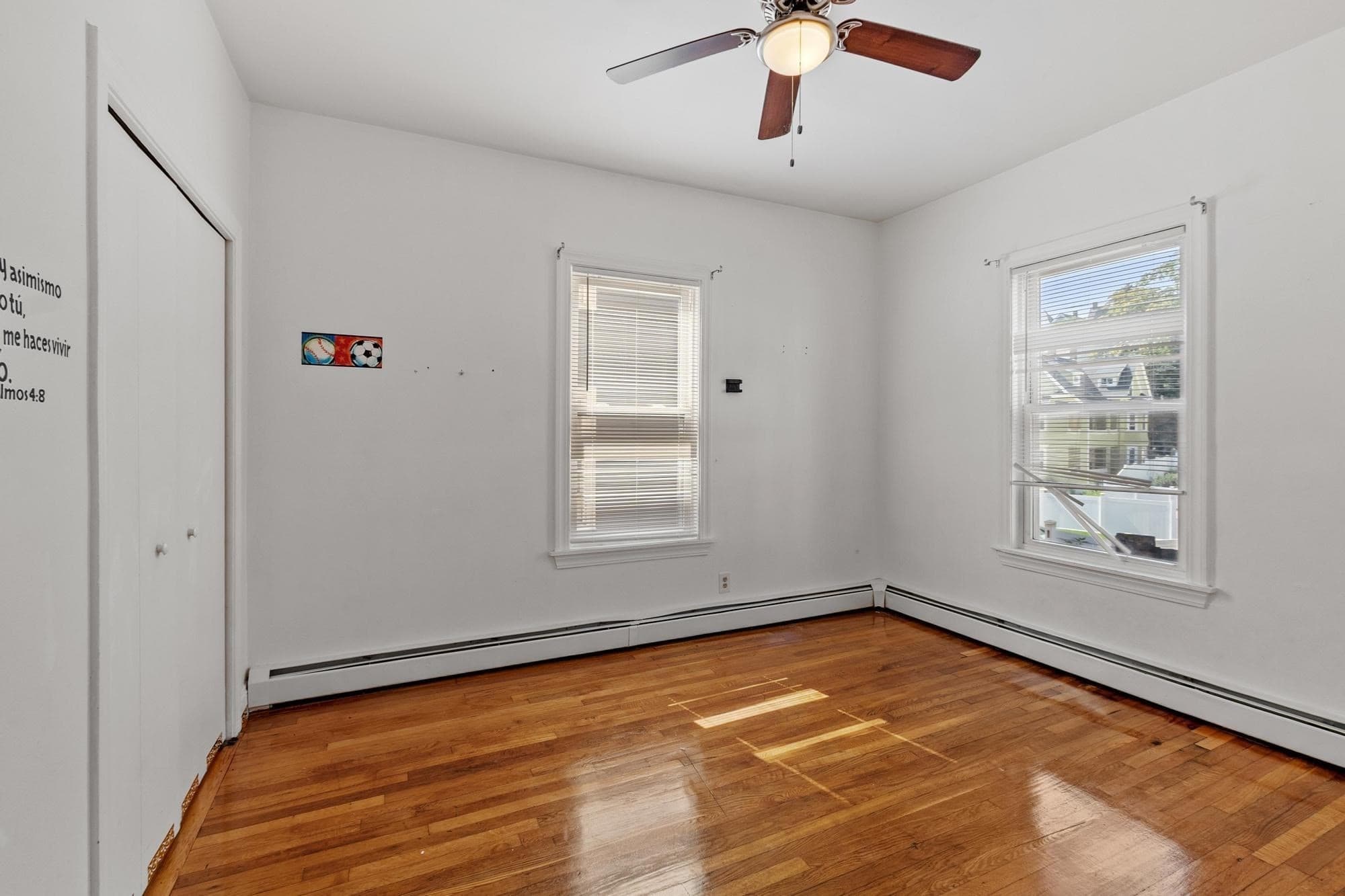 3 Family at 107 Hollingsworth St, Lynn MA 01902, Lynn, photo 13 of 34