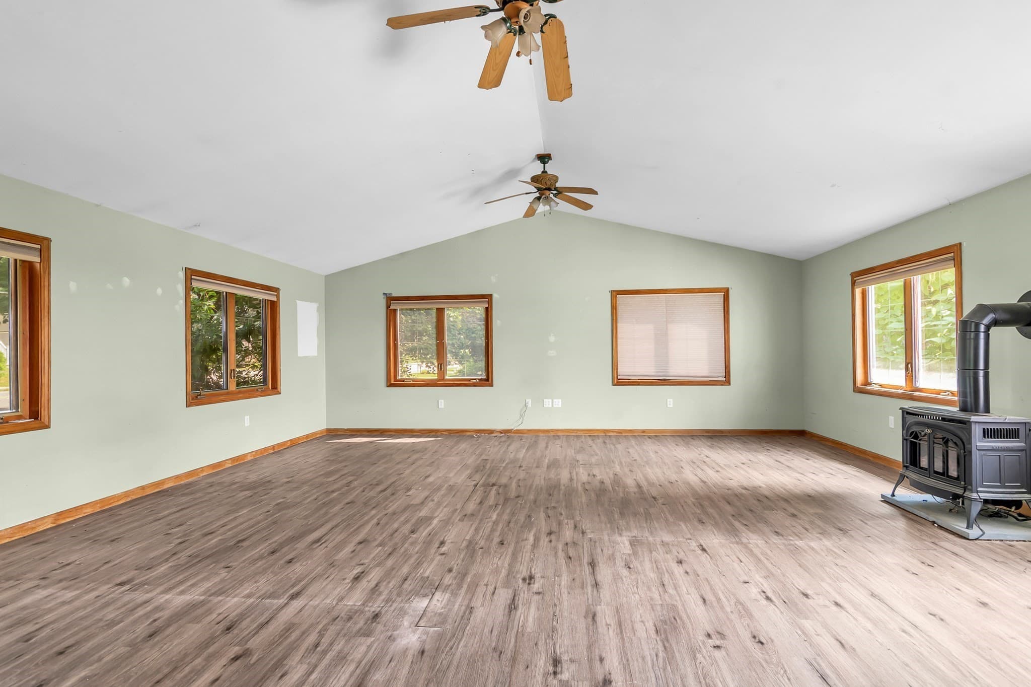 Single Family Residence at 162 Main Street, Plaistow NH 03865, Plaistow, photo 11 of 42
