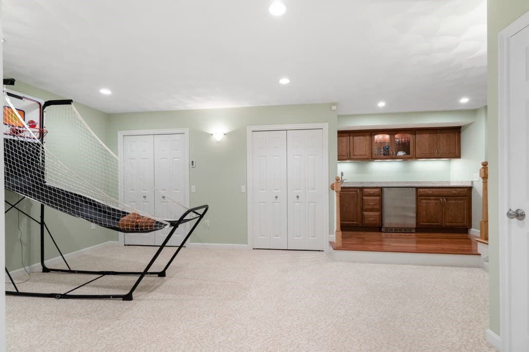 Single Family Residence at 21 Partridge Lane, Wakefield MA 01880, photo 30 of 39