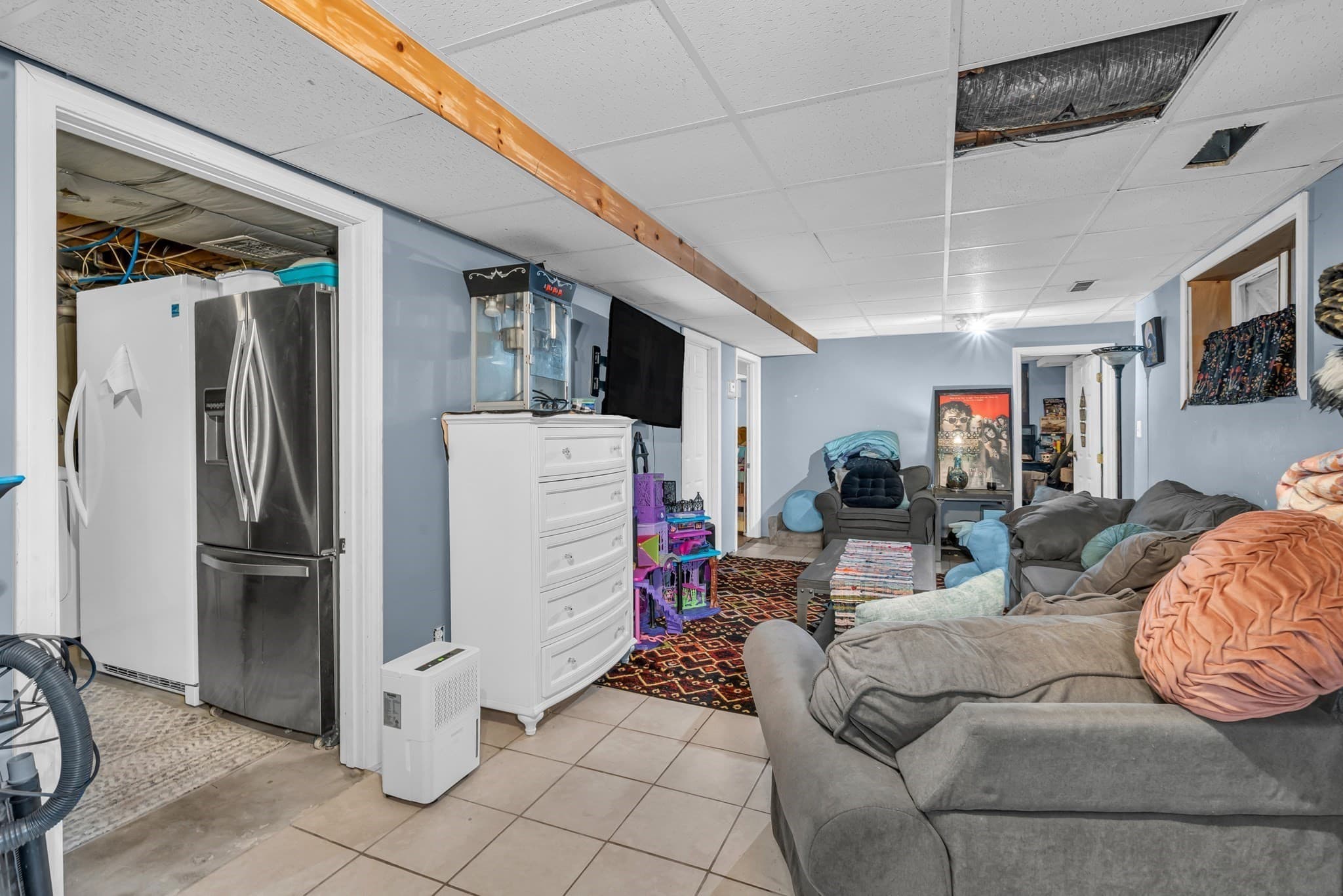 Single Family Residence at 11 Crestshire Drive, Lawrence MA 01843, Lawrence, photo 13 of 31