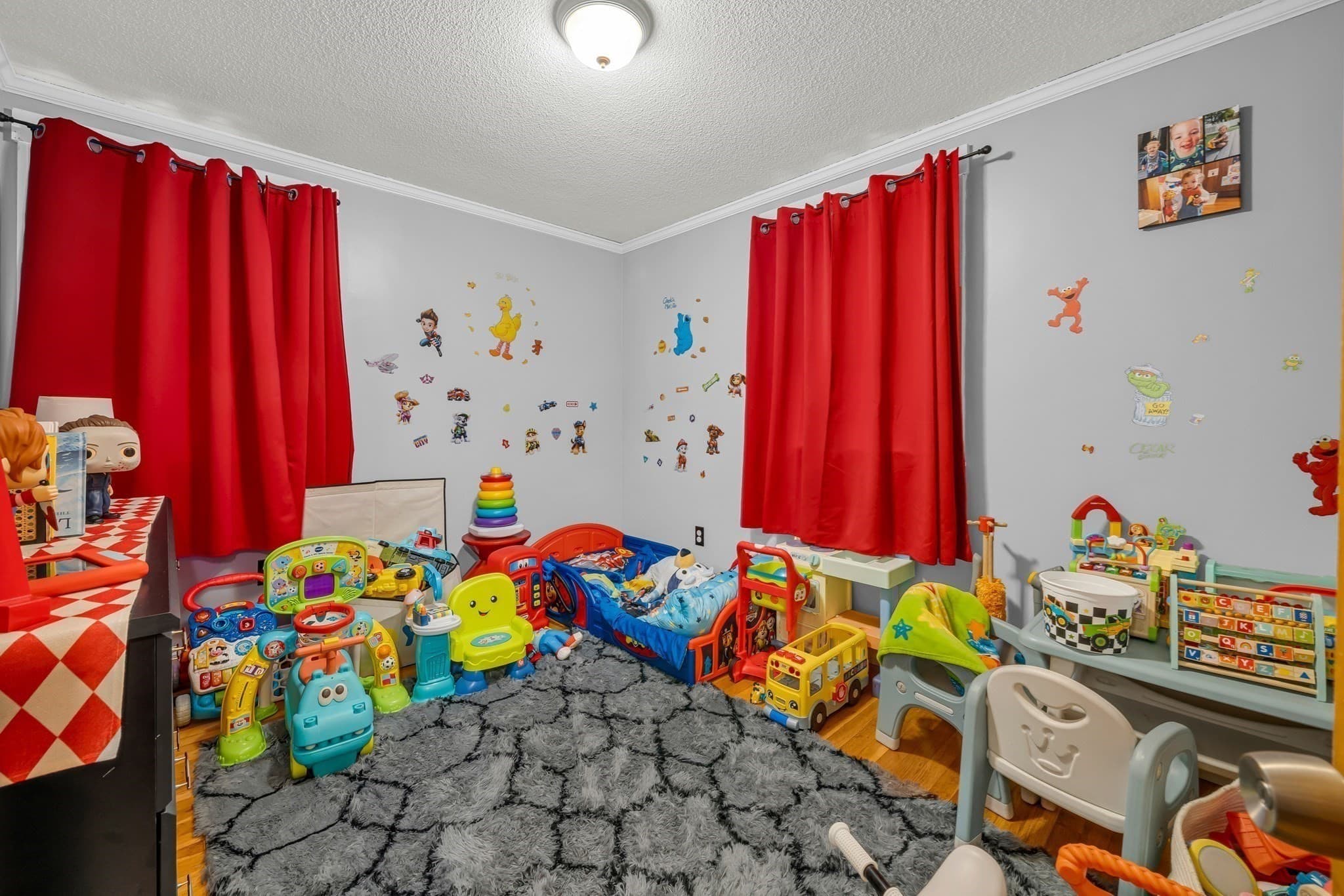 Single Family Residence at 11 Crestshire Drive, Lawrence MA 01843, Lawrence, photo 11 of 31