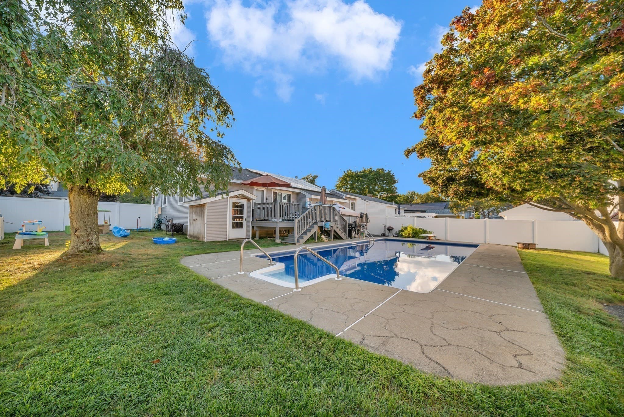 Single Family Residence at 11 Crestshire Drive, Lawrence MA 01843, Lawrence, photo 21 of 31