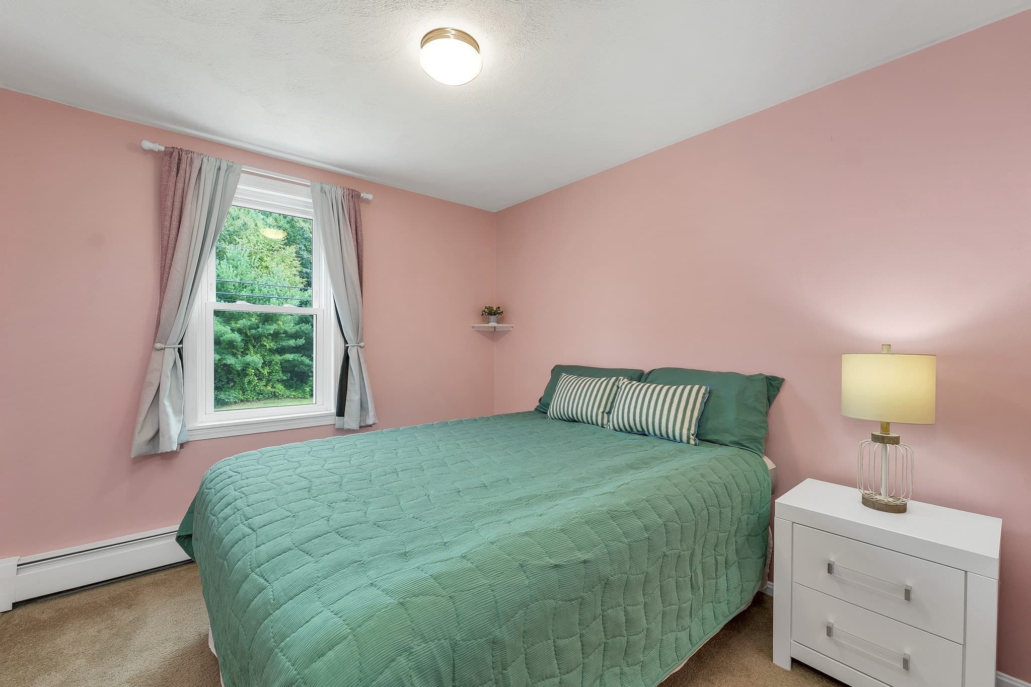 Single Family Residence at 7 Manter Mill Road, Londonderry NH 03053, Londonderry, photo 15 of 37