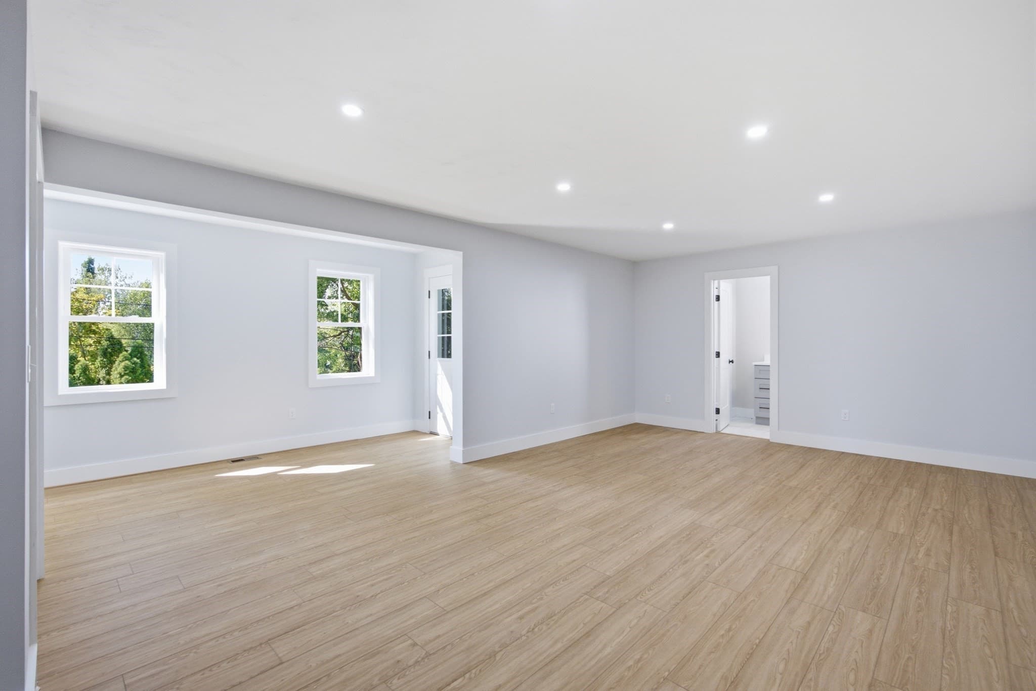 Single Family Residence at 18 Bowker Street, Worcester MA 01604, Worcester, photo 23 of 41