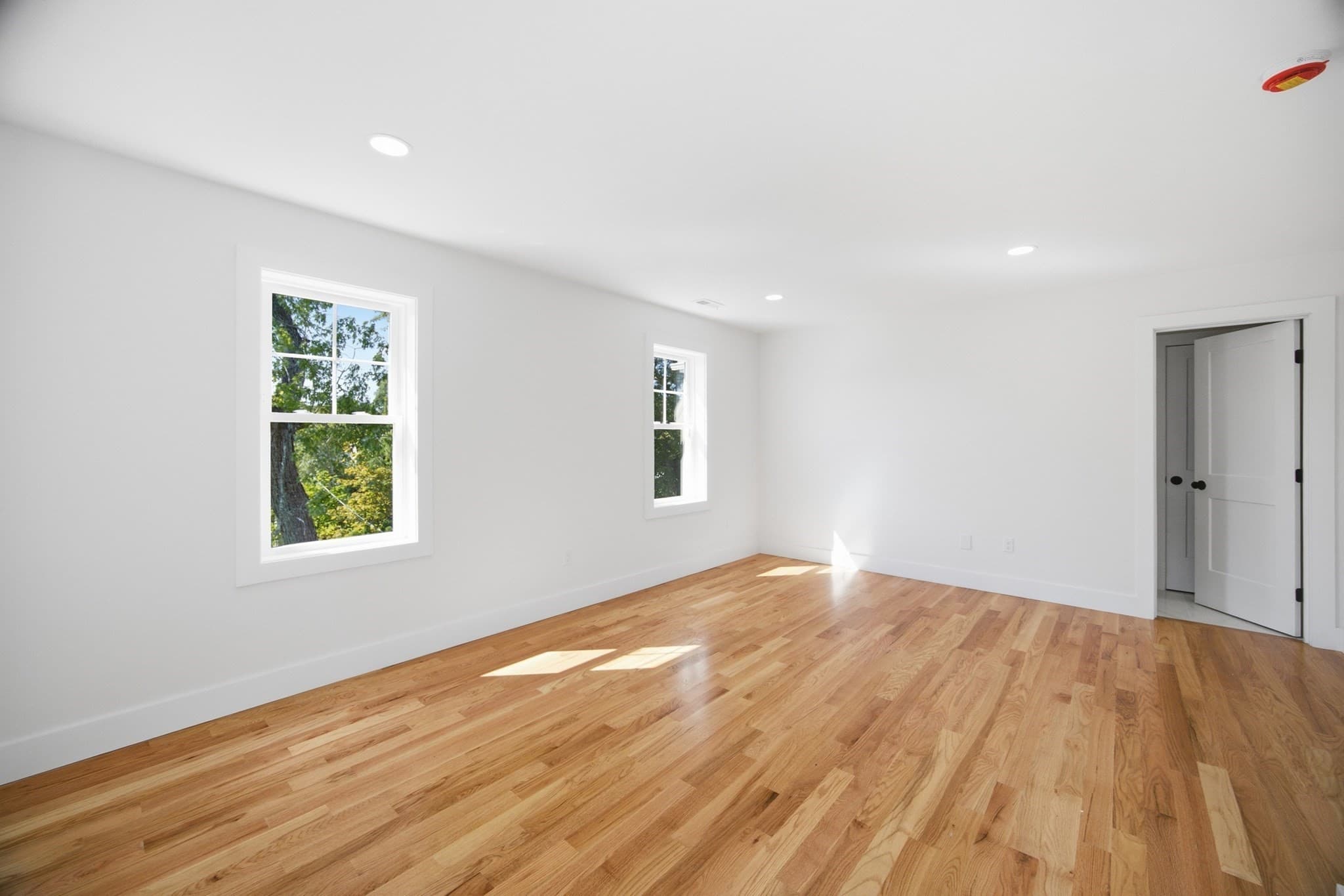 Single Family Residence at 18 Bowker Street, Worcester MA 01604, Worcester, photo 16 of 41