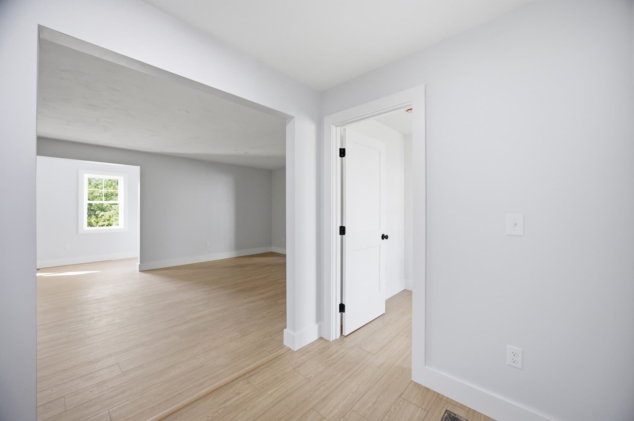 Single Family Residence at 18 Bowker Street, Worcester MA 01604, Worcester, photo 22 of 41