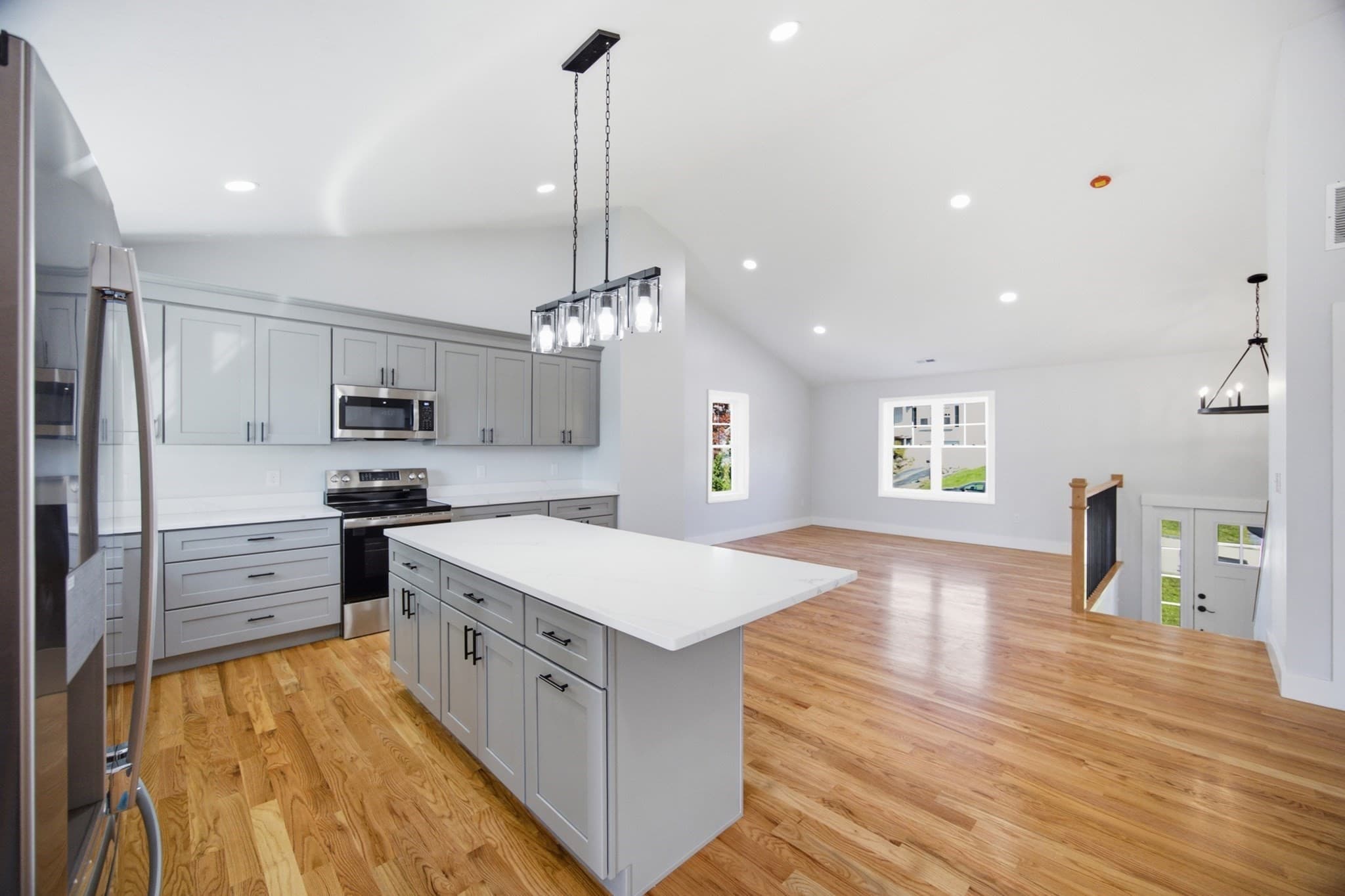 Single Family Residence at 18 Bowker Street, Worcester MA 01604, Worcester, photo 3 of 41