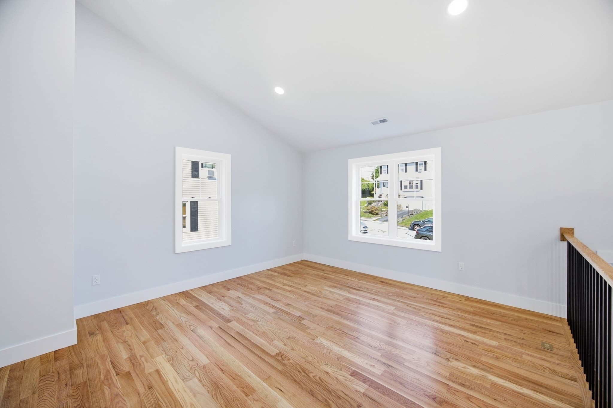Single Family Residence at 18 Bowker Street, Worcester MA 01604, Worcester, photo 10 of 41