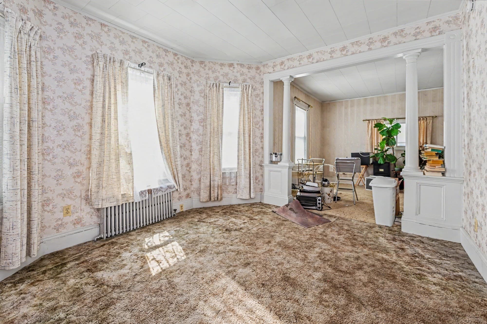 Single Family Residence at 133 Crawford St, Lowell MA 01854, Lowell, photo 9 of 38