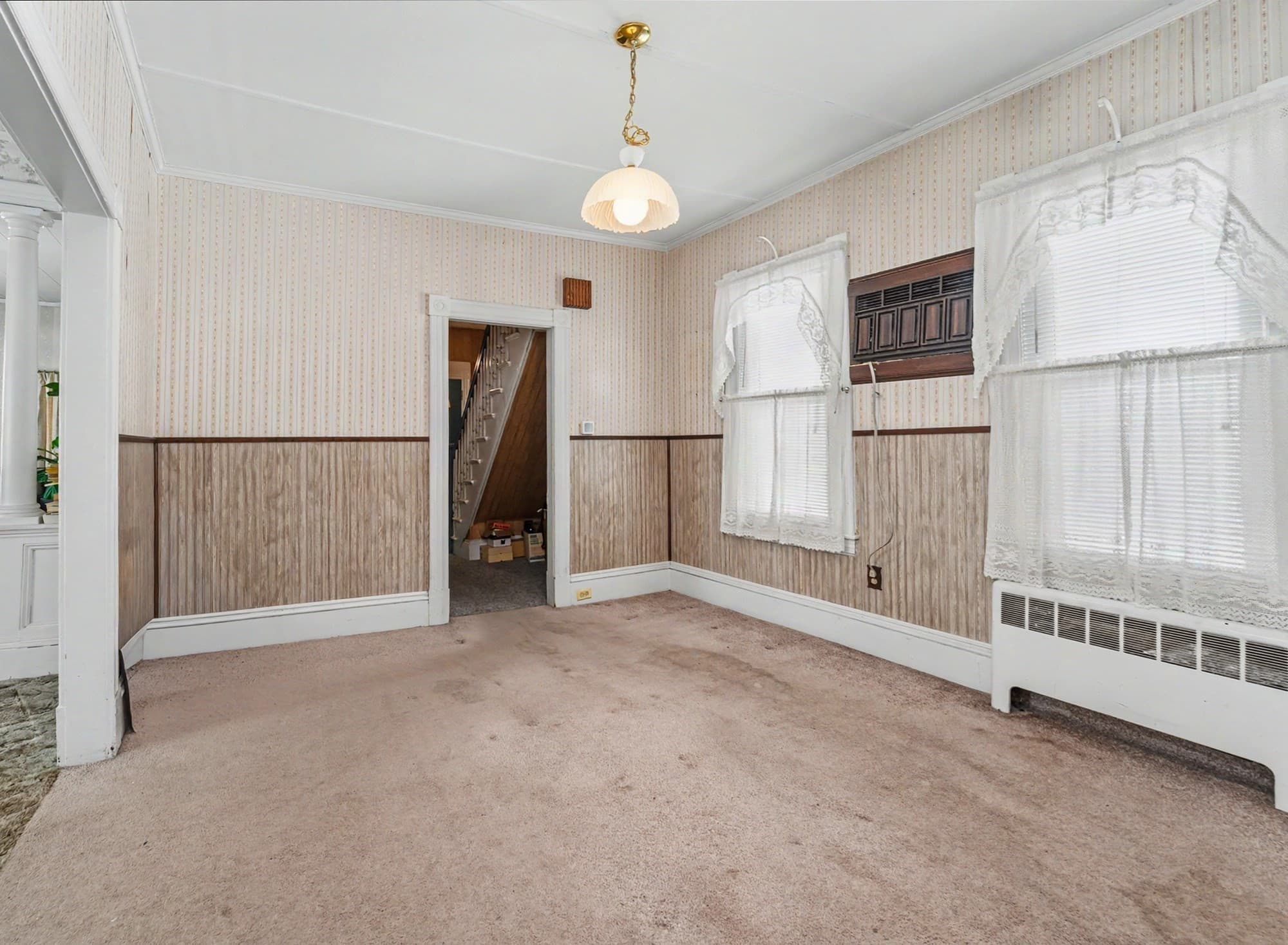 Single Family Residence at 133 Crawford St, Lowell MA 01854, Lowell, photo 8 of 38