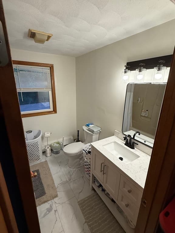 Single Family Residence at 7 Pilgrim Ct., Douglas MA 01516, Douglas, photo 23 of 34